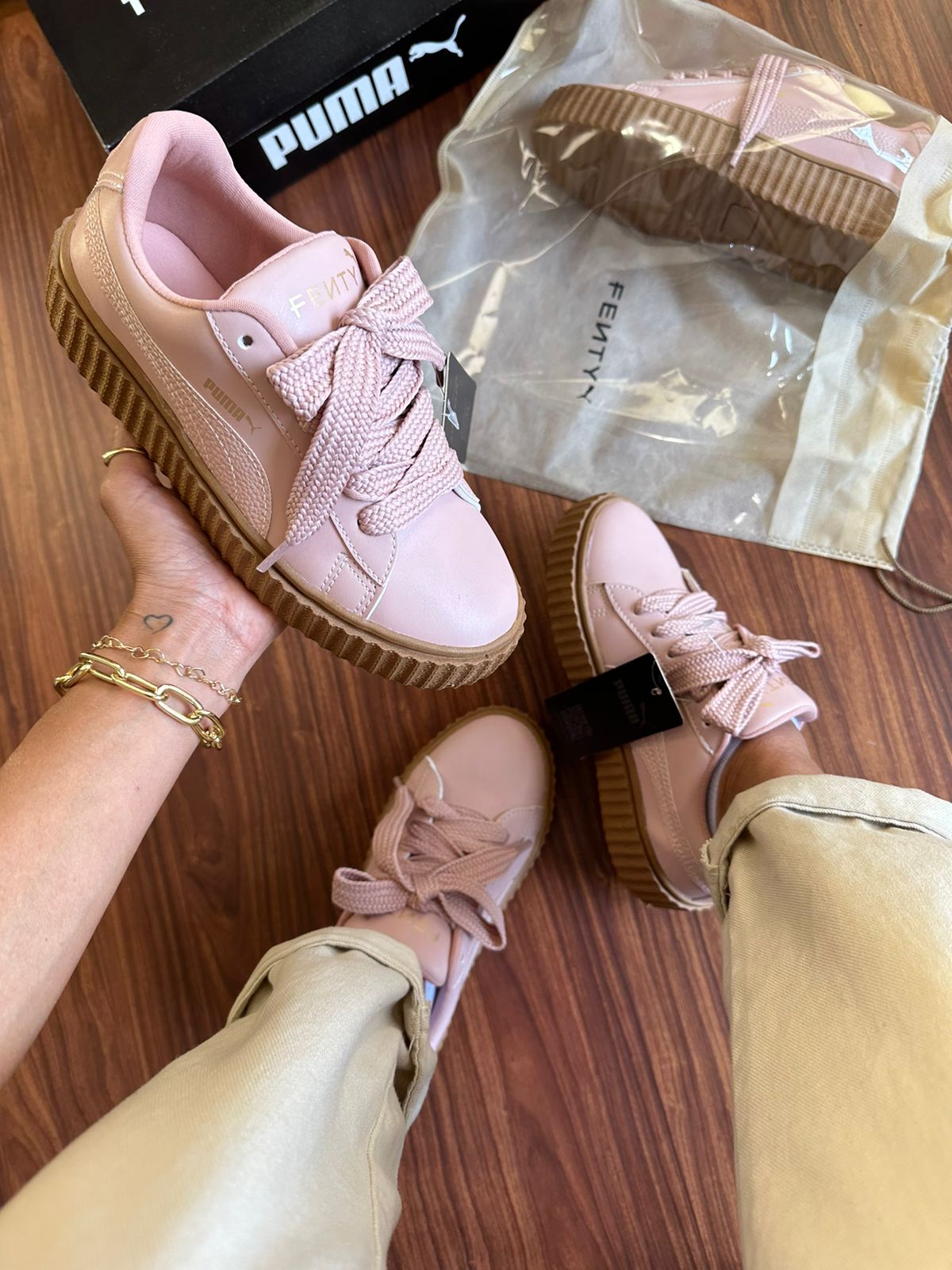 Tênis P. Fenty Flamingo