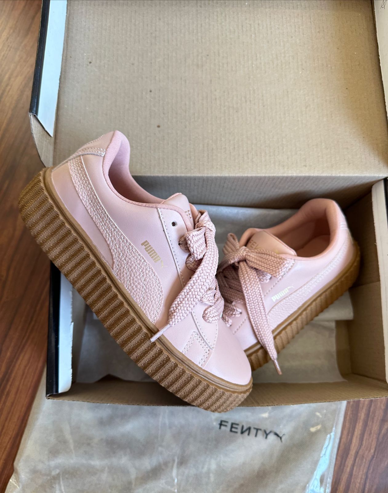 Tênis P. Fenty Flamingo