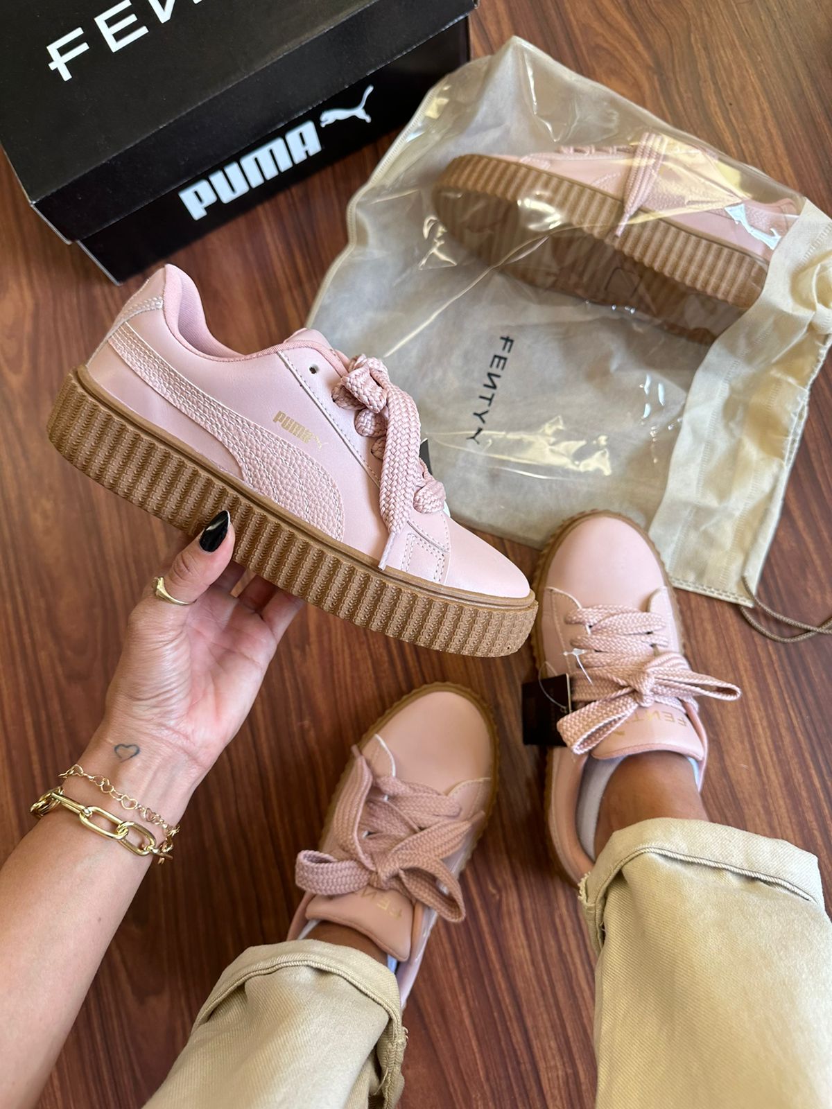 Tênis P. Fenty Flamingo