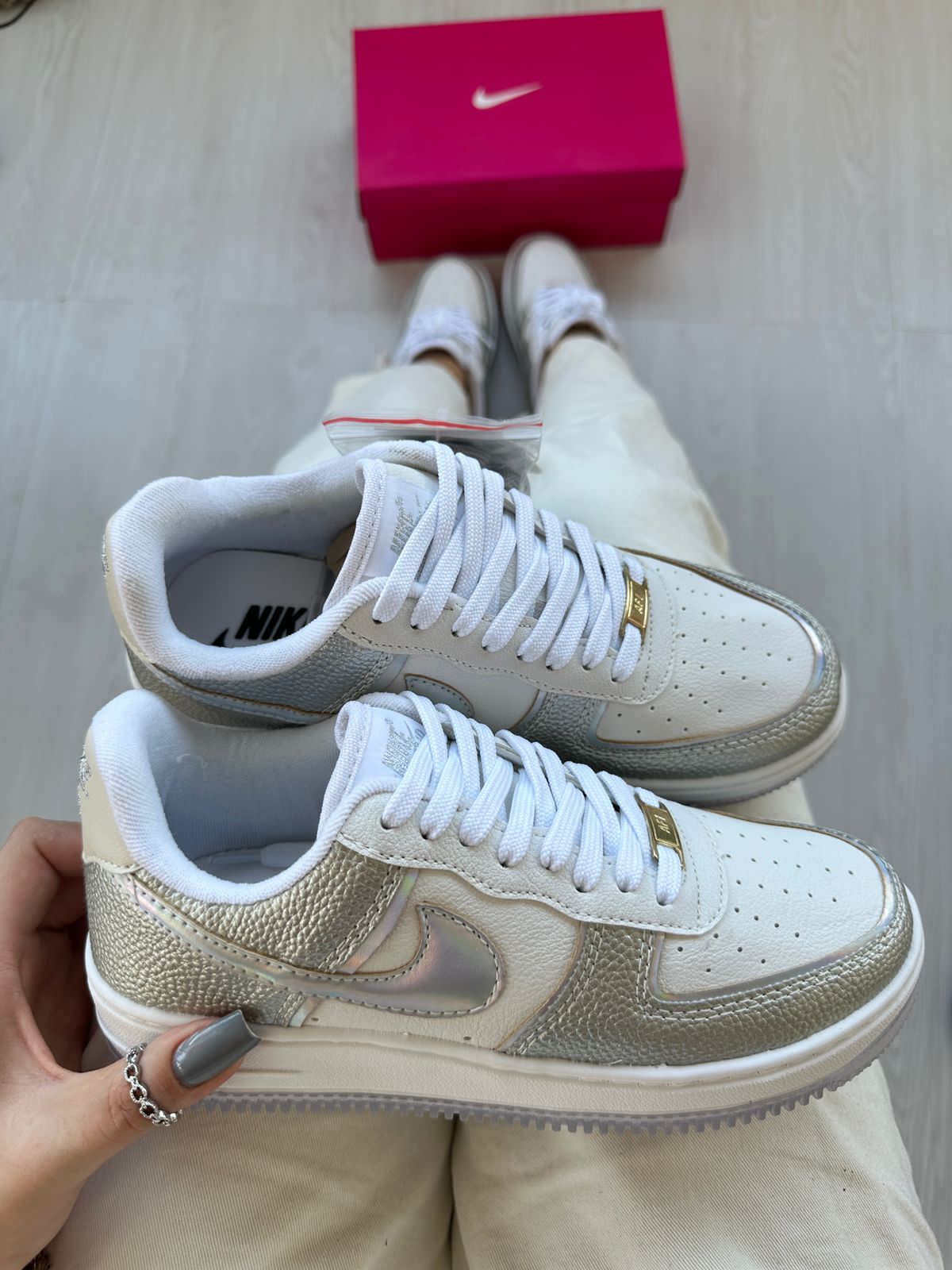 Tênis Prata Off White Croco