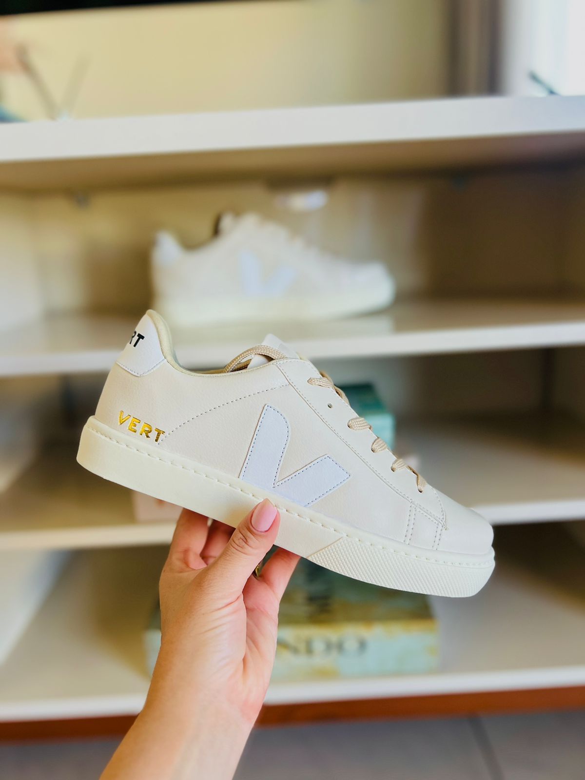 Tênis V Off White/ Branco Cadarço