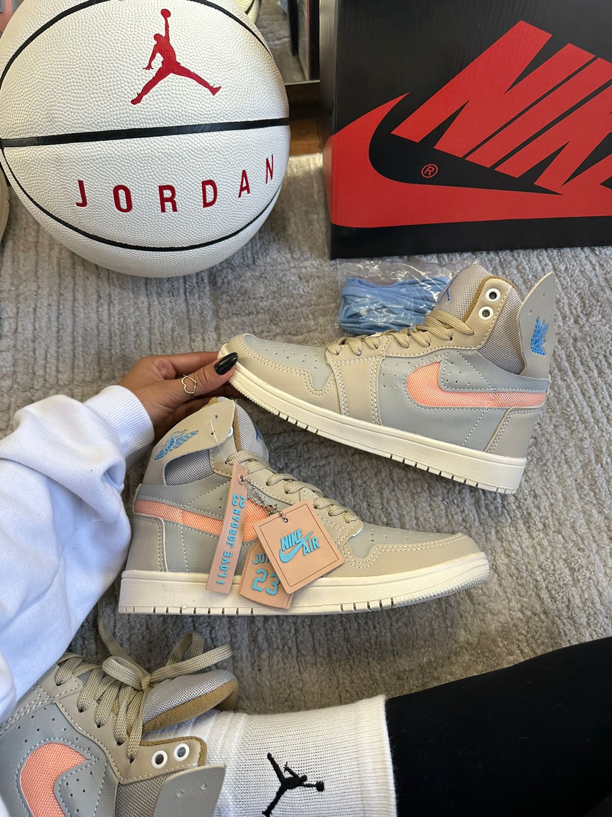 Tênis Bota Jordan Cinza