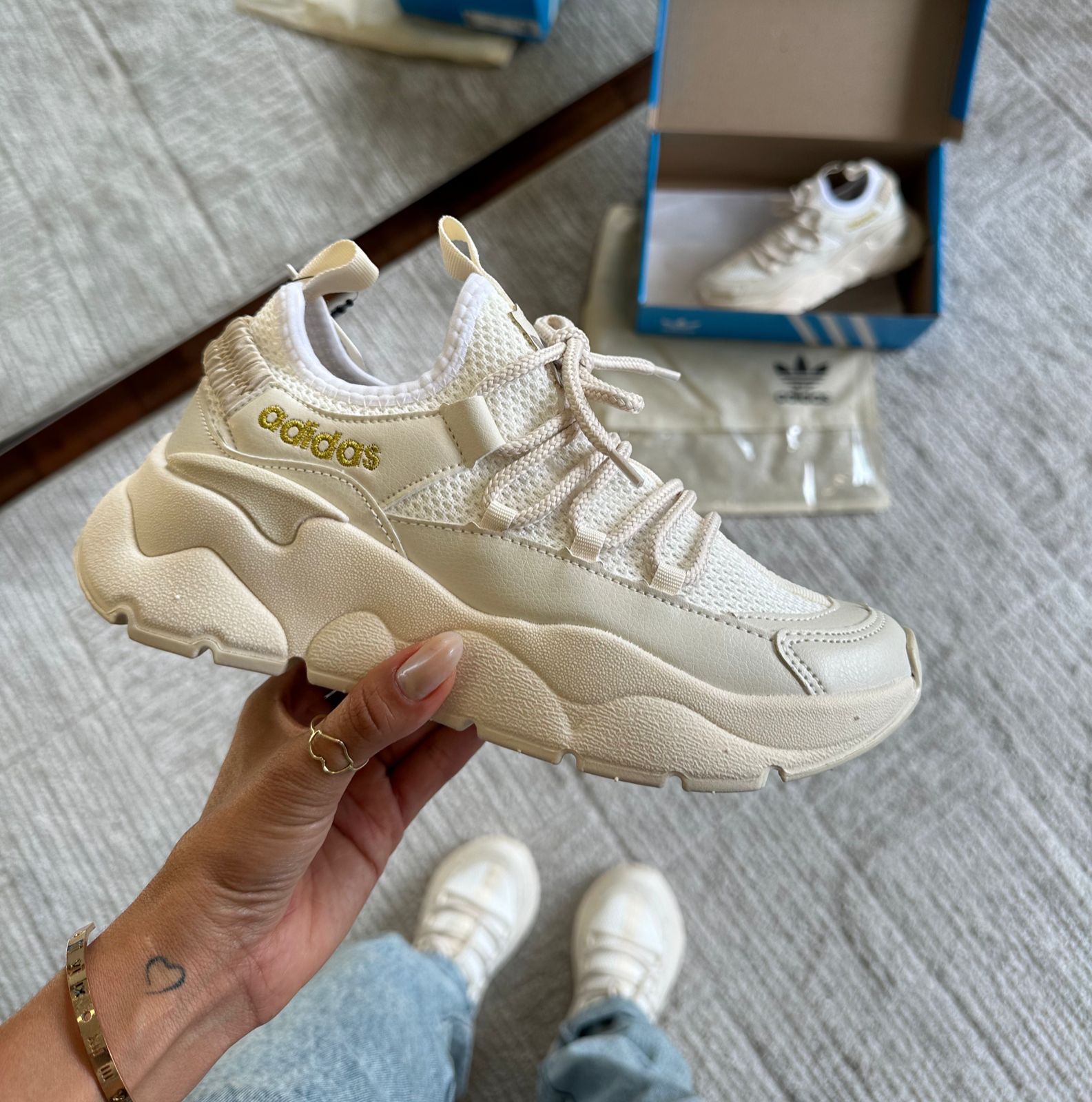 Tênis Ad Femmy Off White
