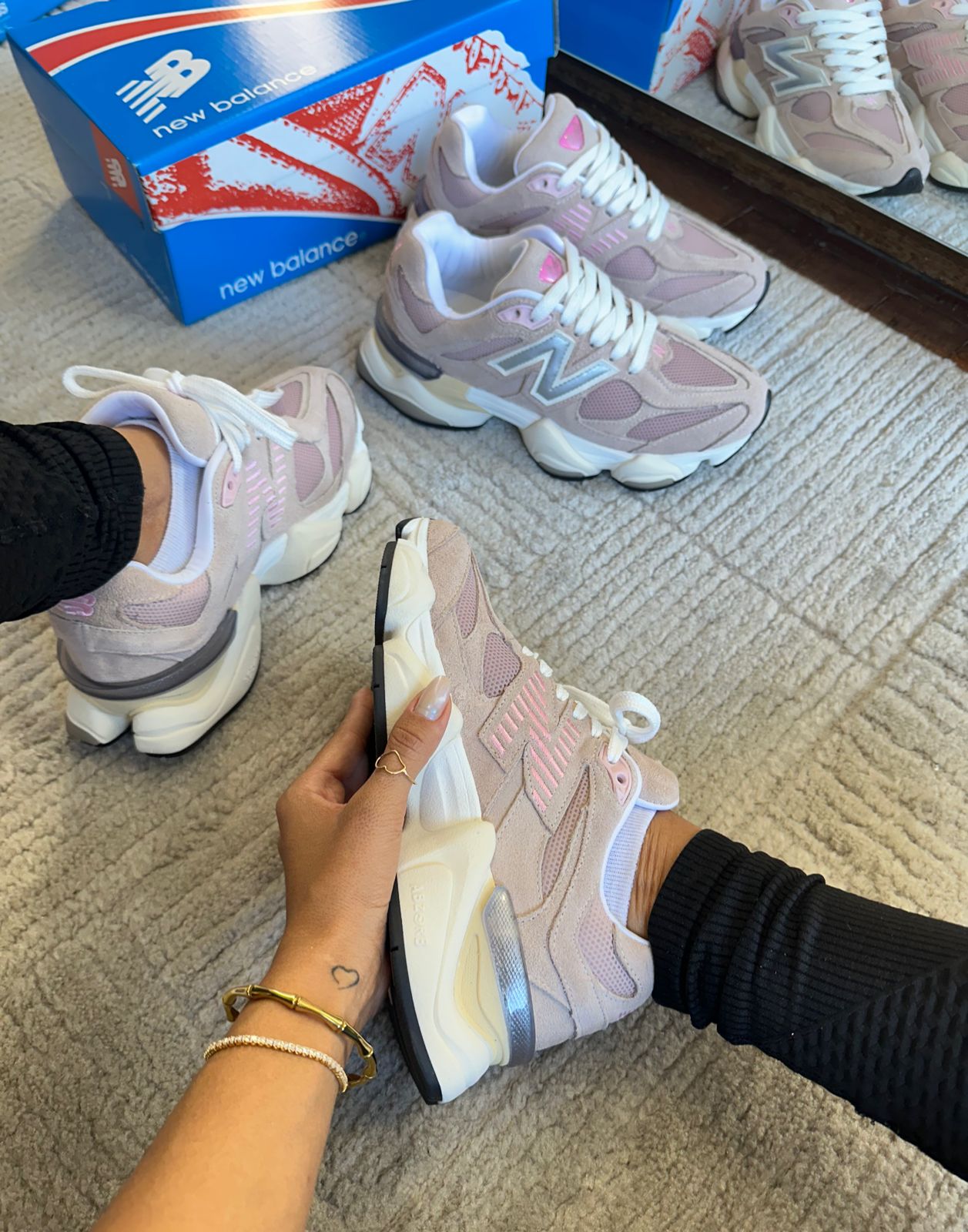 Tênis Balance 9060 Rose Couro Legítimo