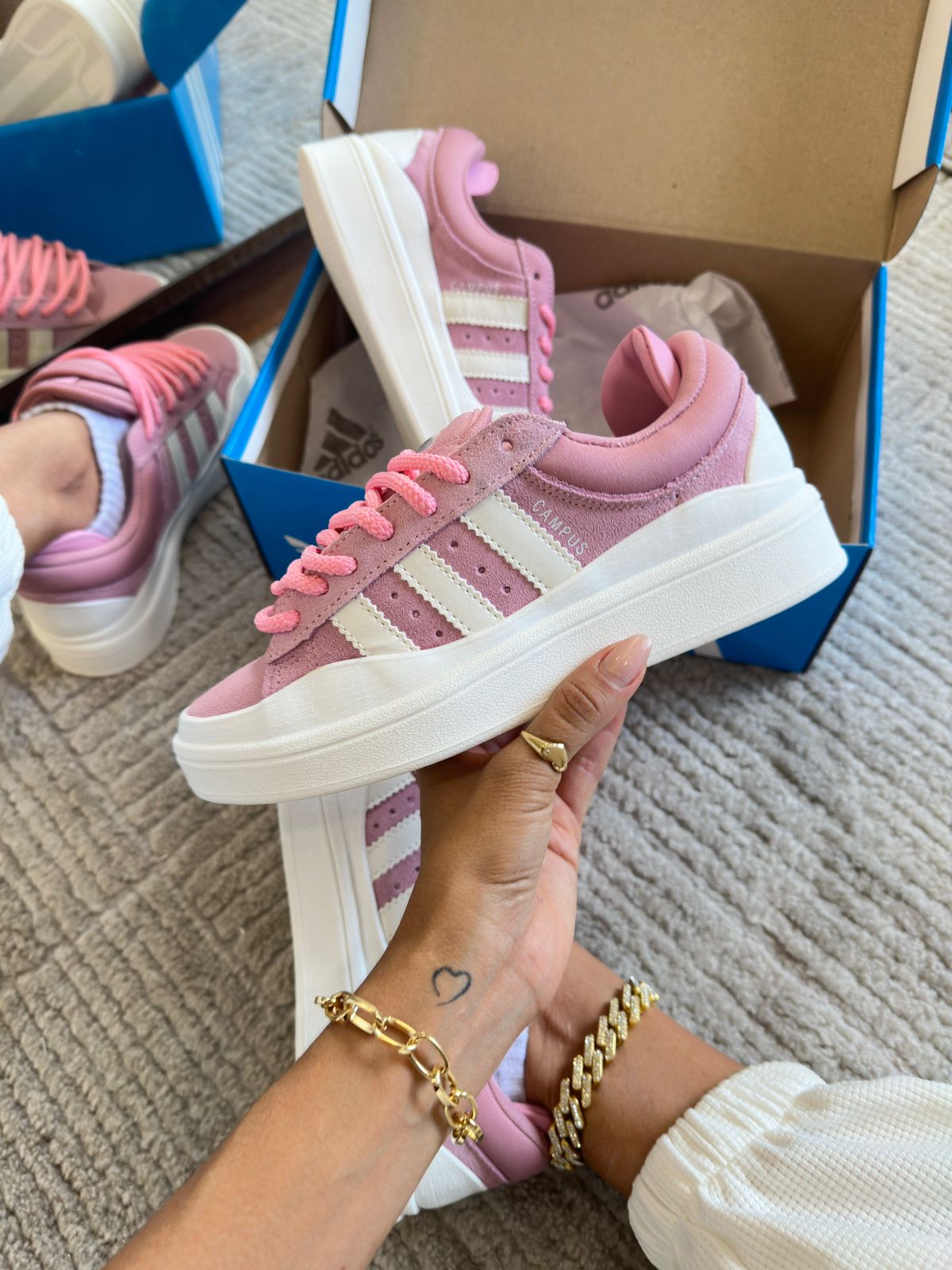 Tênis Ad Bunny Campus Rosa