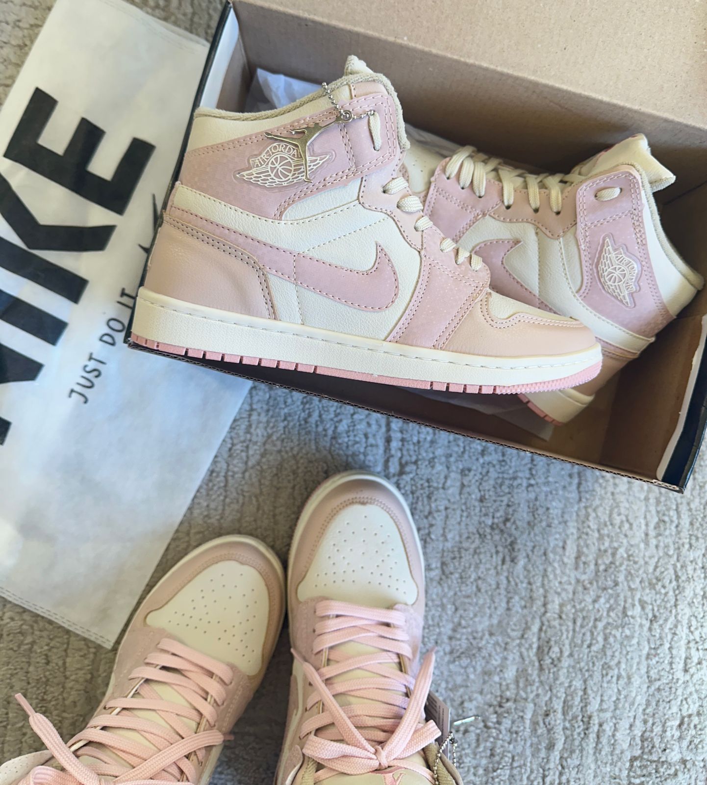 Tênis Bota Jordan Rosa
