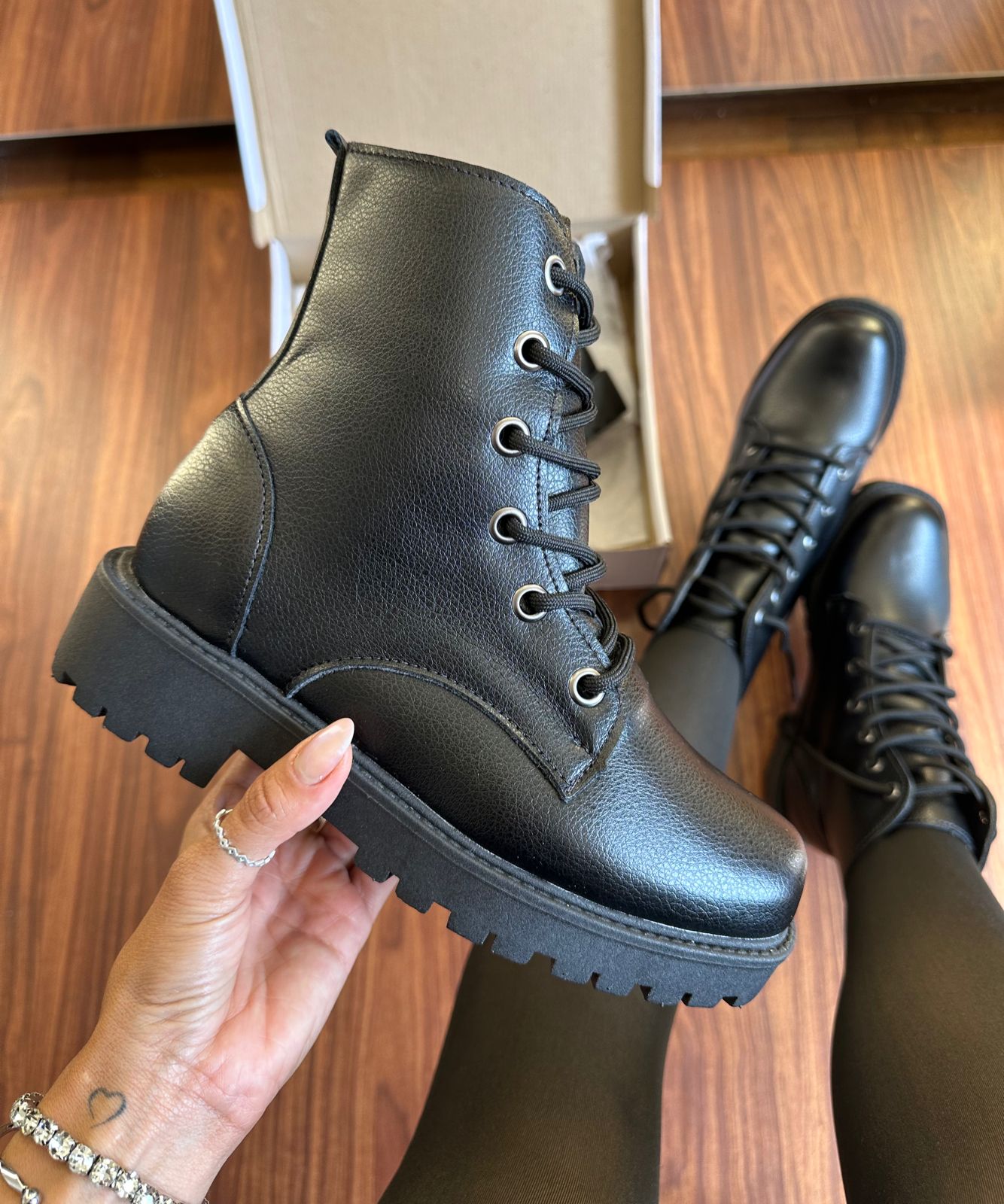Coturno Feminino Preto