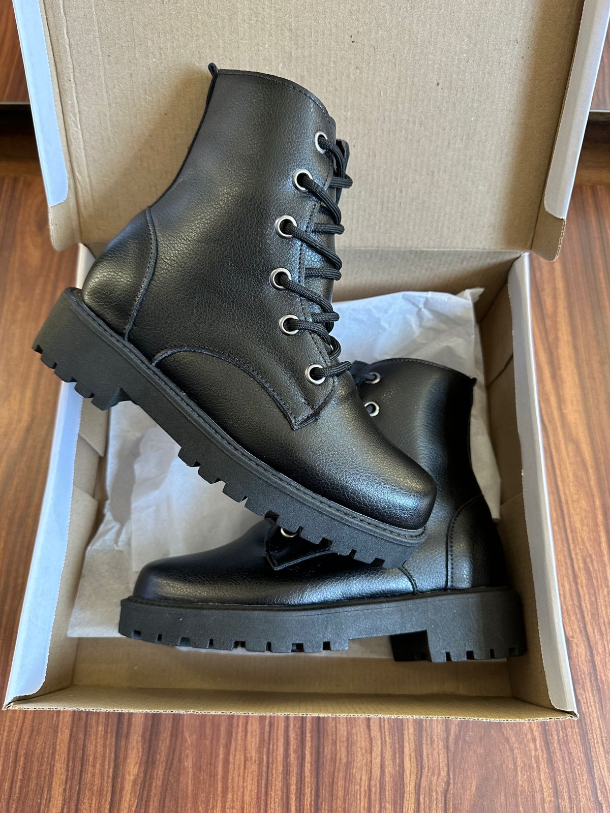 Coturno Feminino Preto