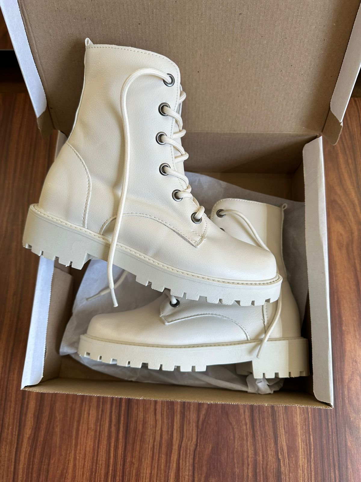Coturno Feminino Branco