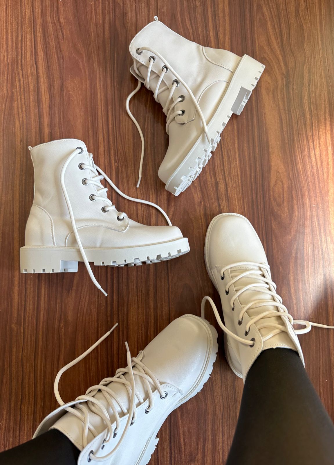 Coturno Feminino Branco