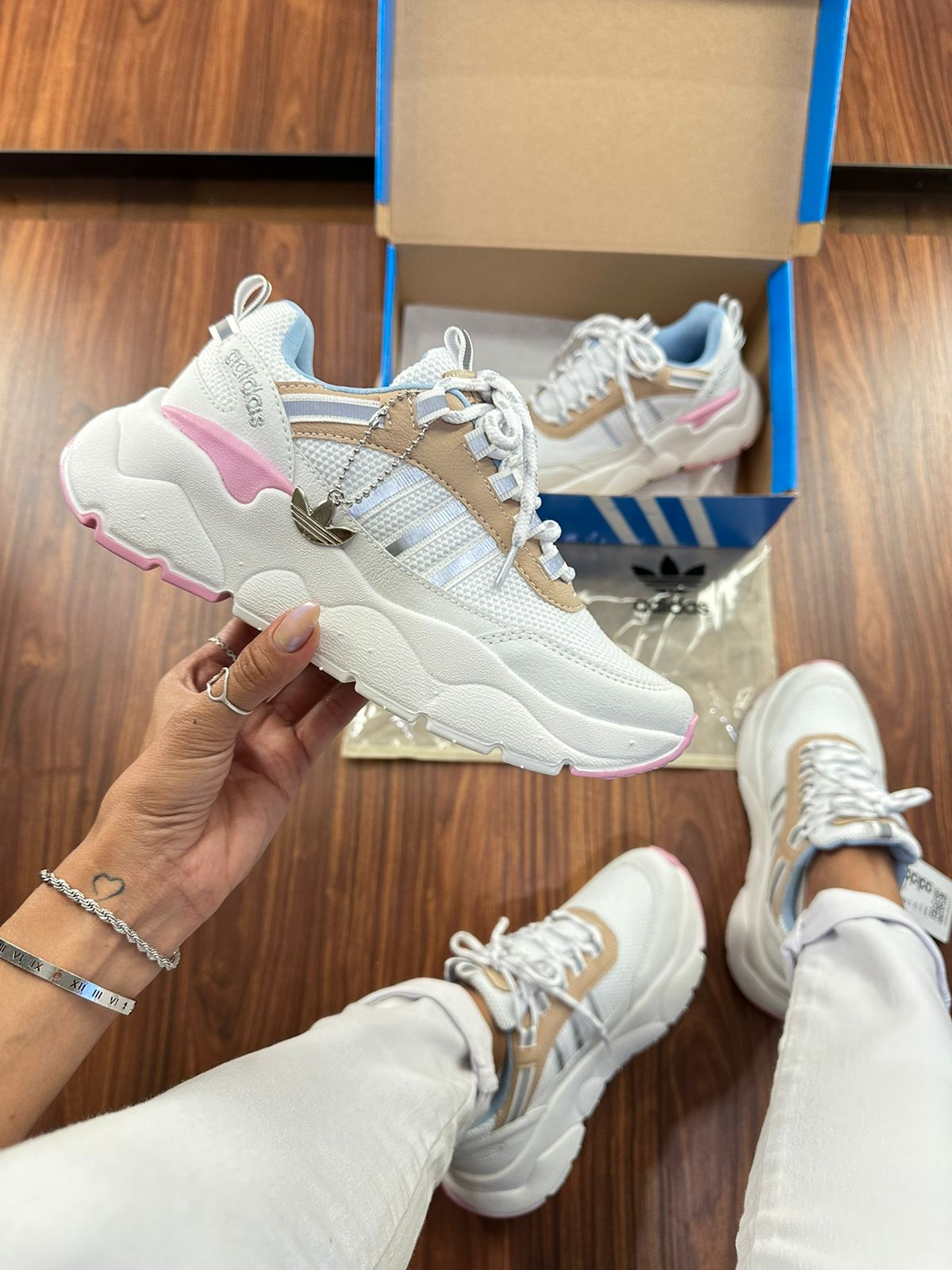 Tênis Ad Diamond Branco Marrom