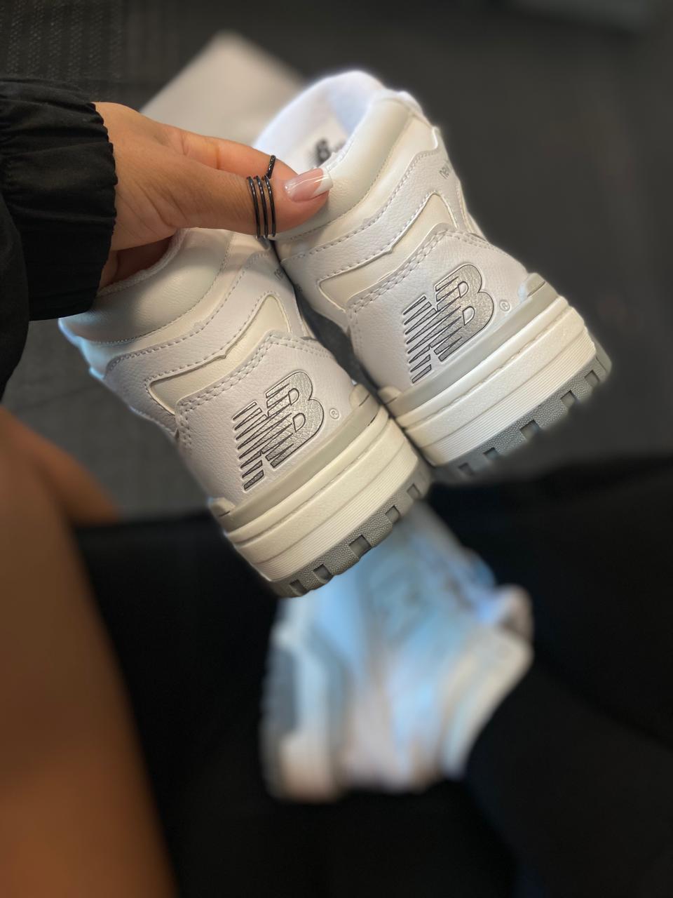 Bota Balance 650 Branco Cinza