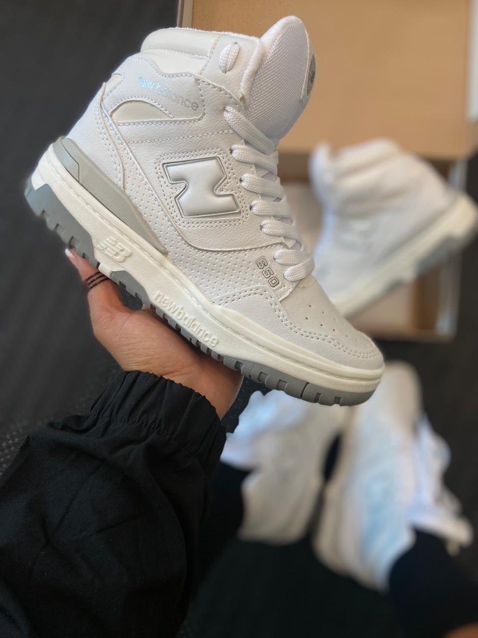 Bota Balance 650 Branco Cinza