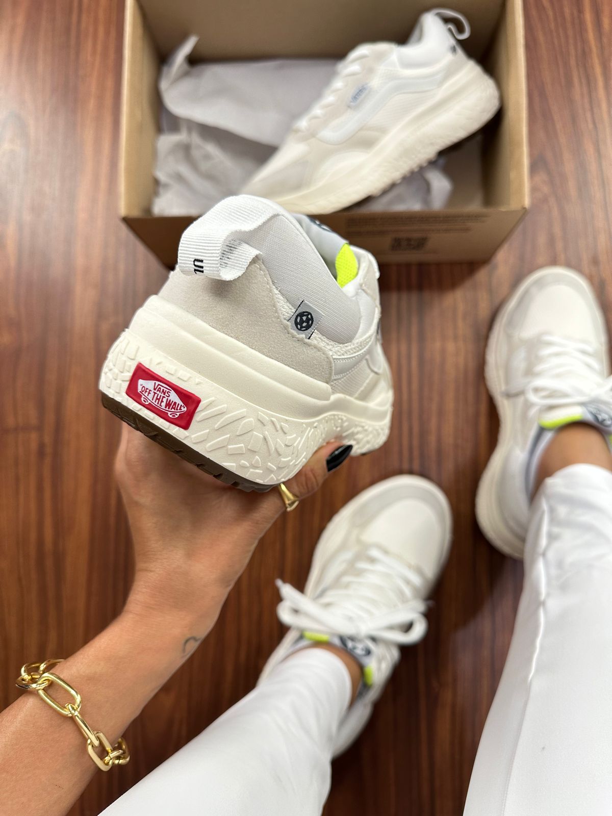 Tênis V. Neo Prime Off White