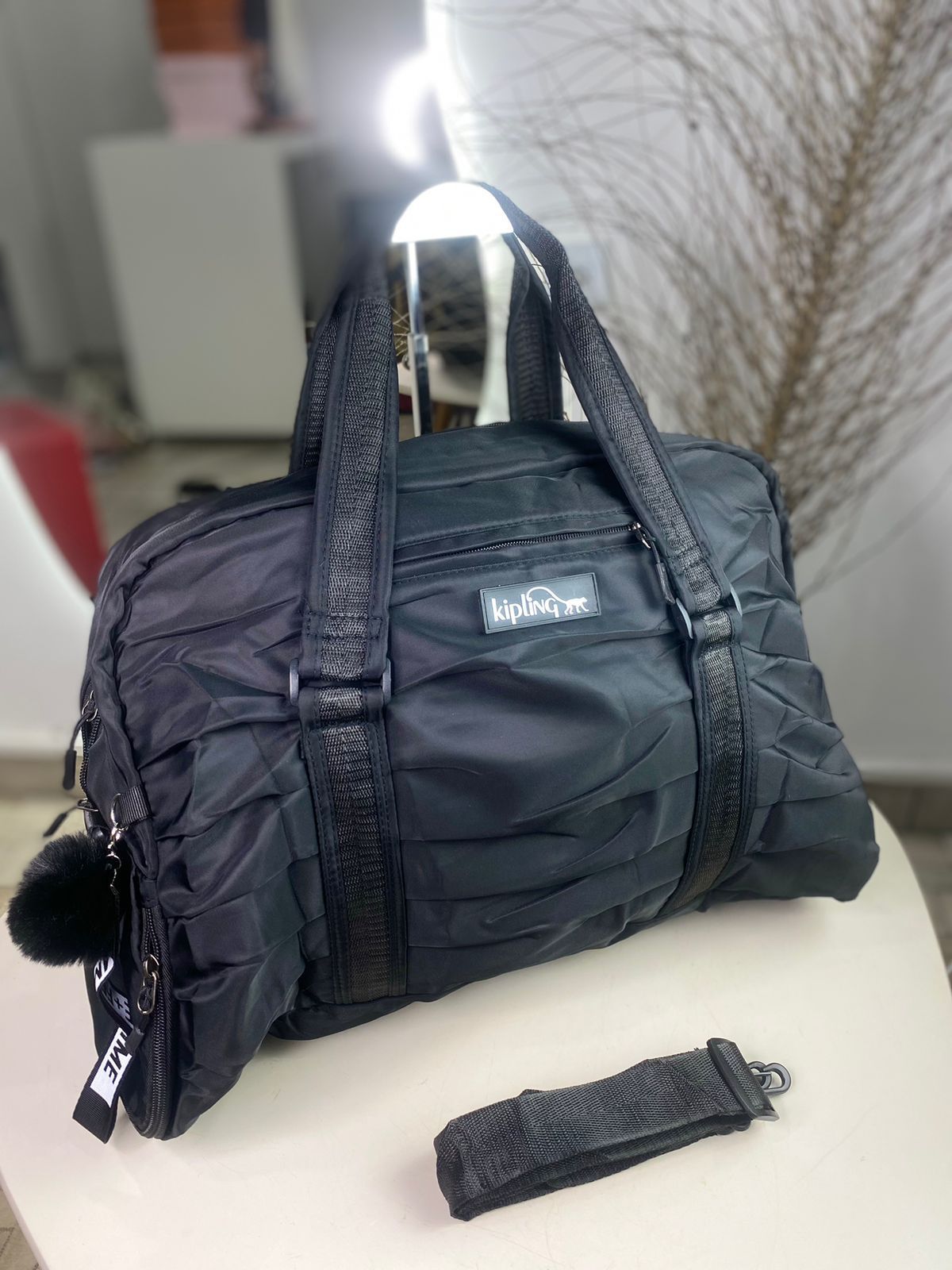 Bolsa Mala KPLG- Pompom