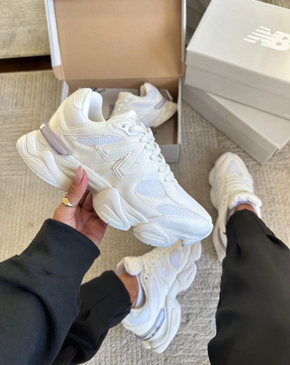 Tênis Balance 9060 Branco Couro Legítimo