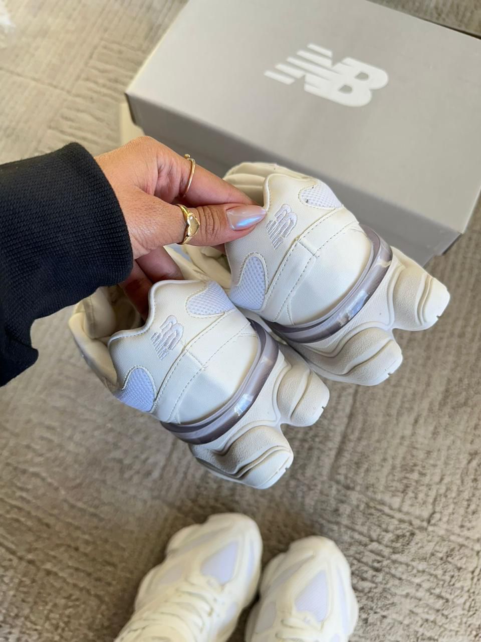 Tênis Balance 9060 Branco Couro Legítimo
