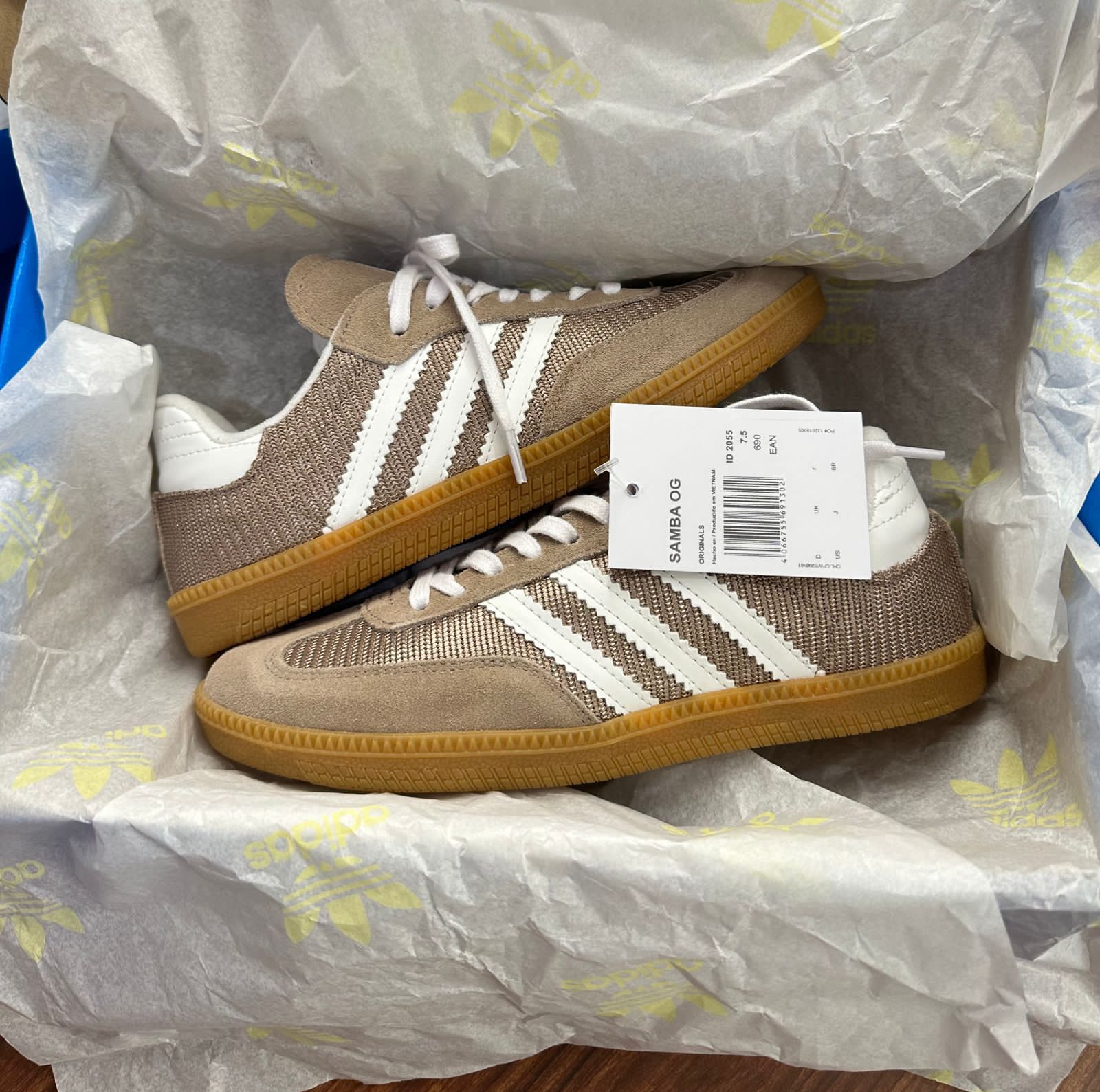 Tênis Samba Cardboard Couro Legítimo