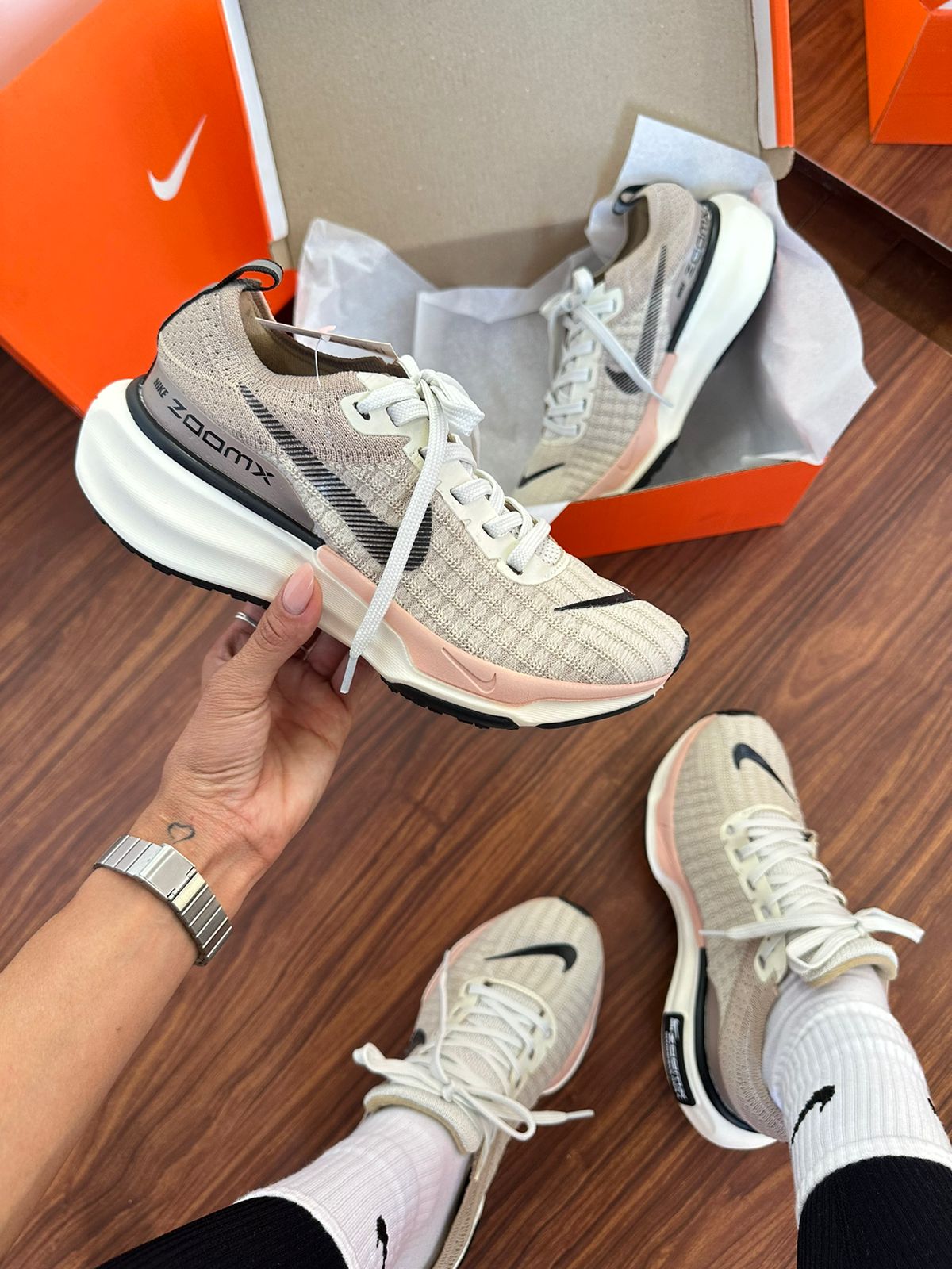 Tênis N. Zoom Run Branco/ Rosa