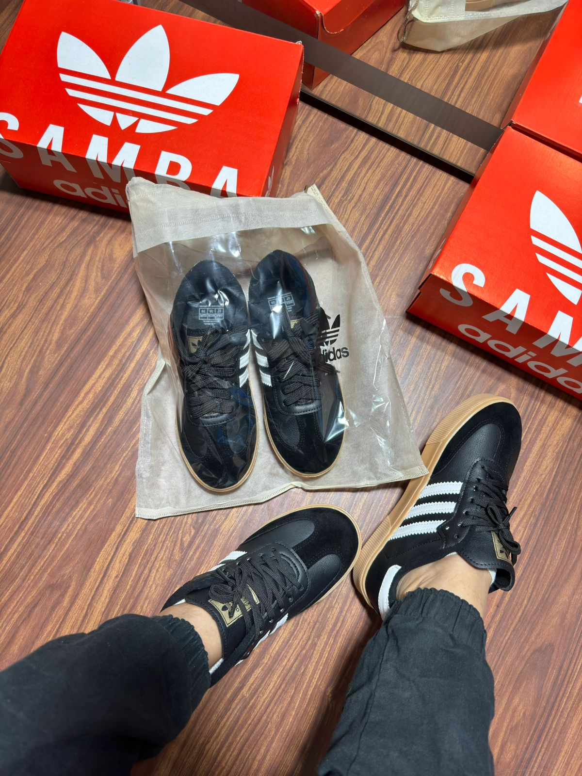 Tênis Samba Retrô Preto e Branco