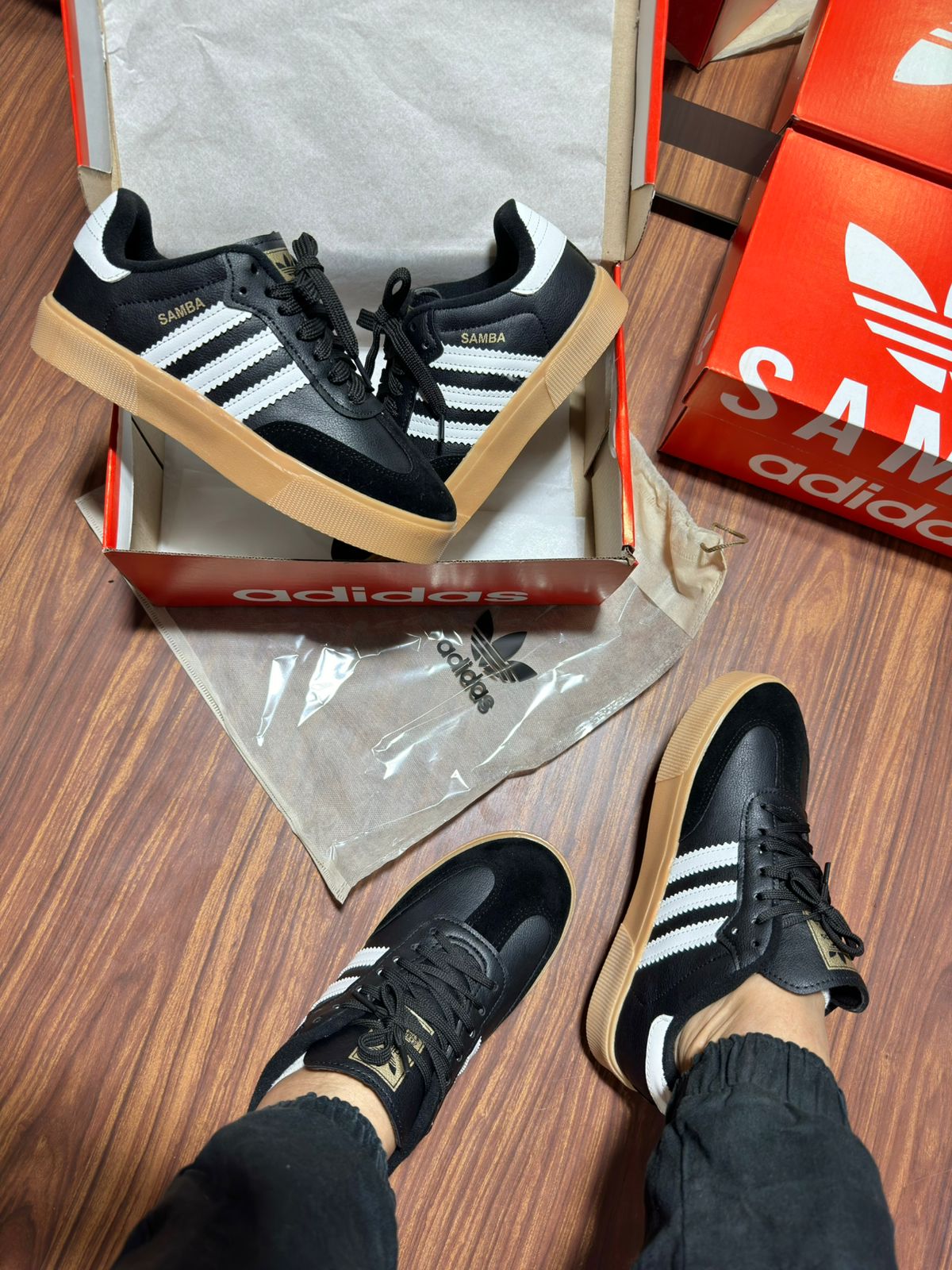 Tênis Samba Retrô Preto e Branco