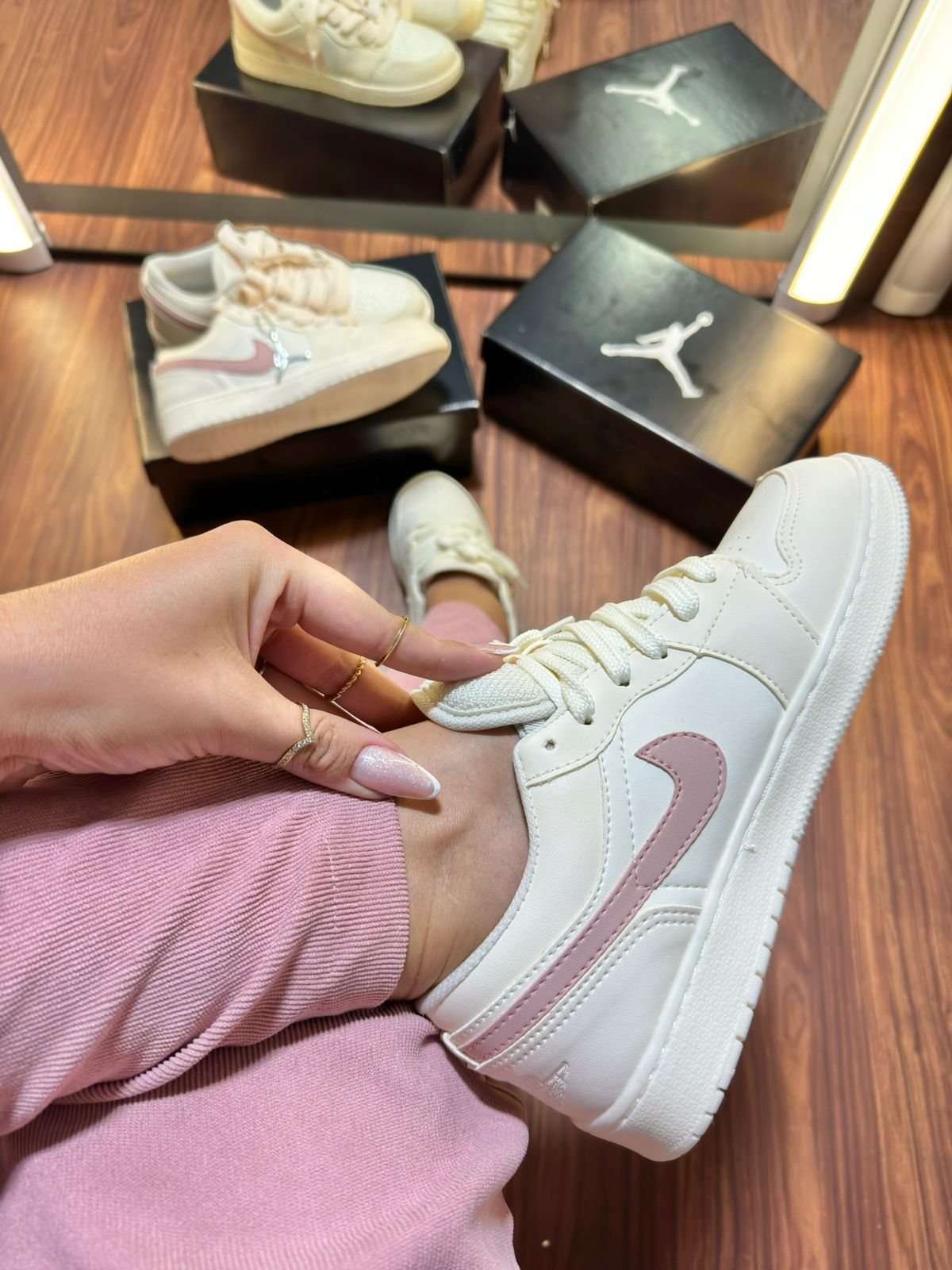 Tênis Jordan Rosa