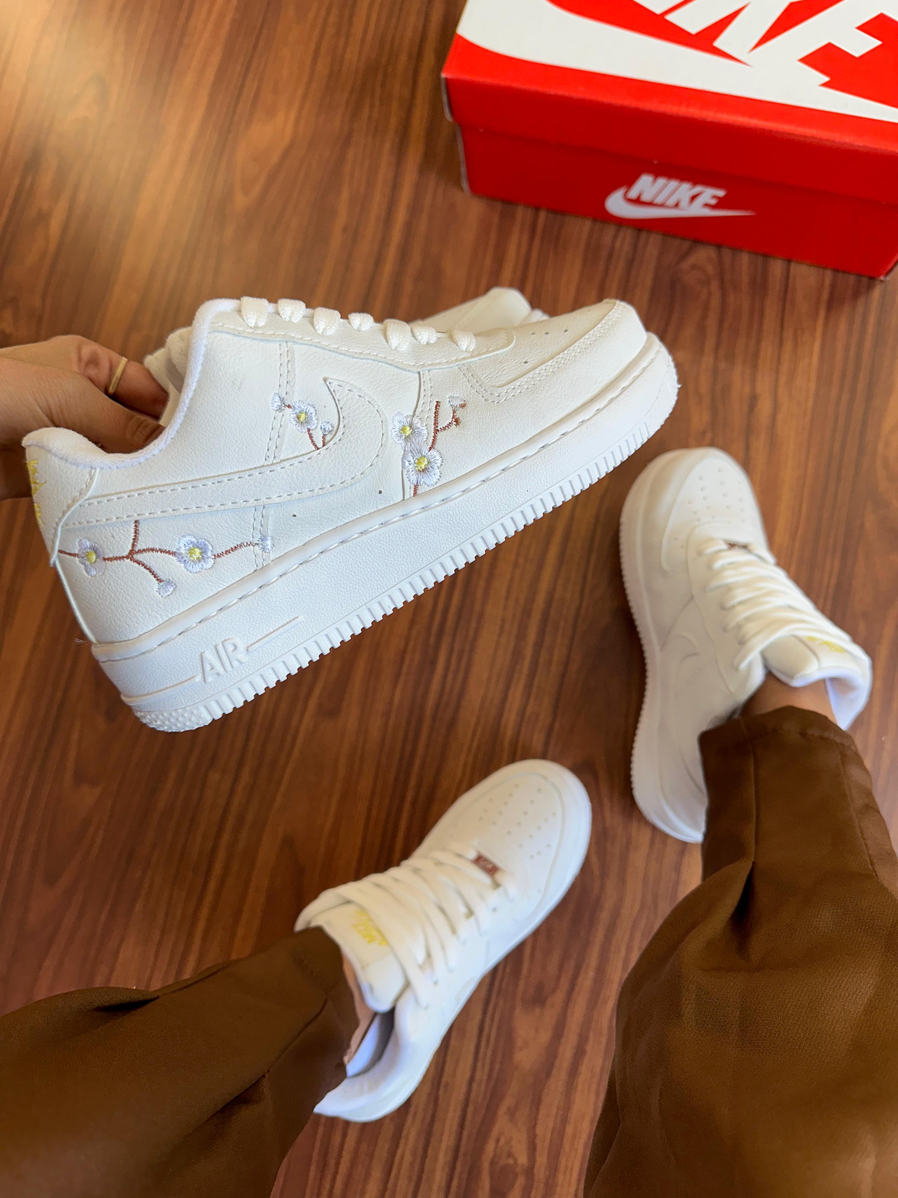 Tênis Air Force Floral