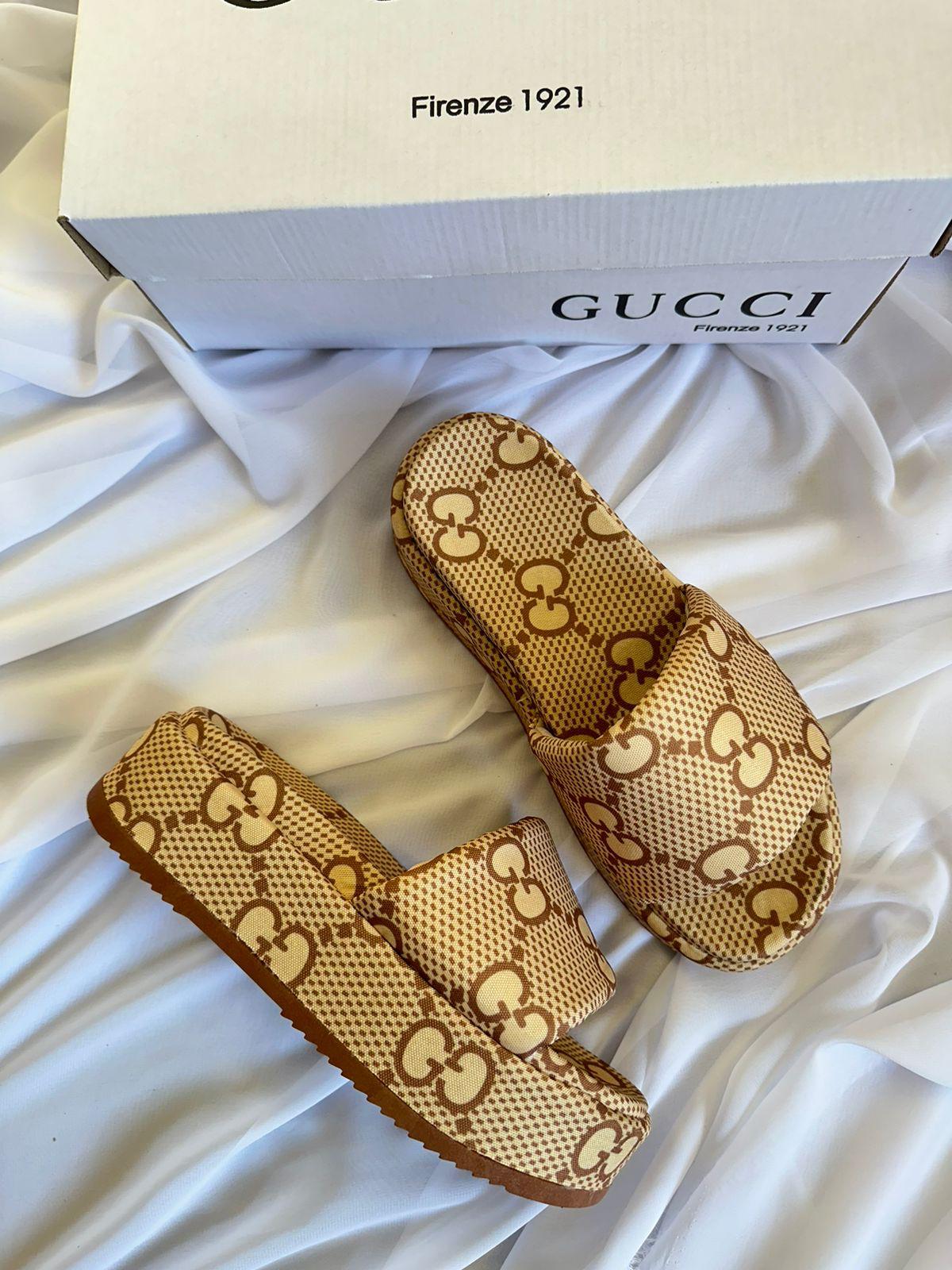 Tamanco Gucci Confort Nude