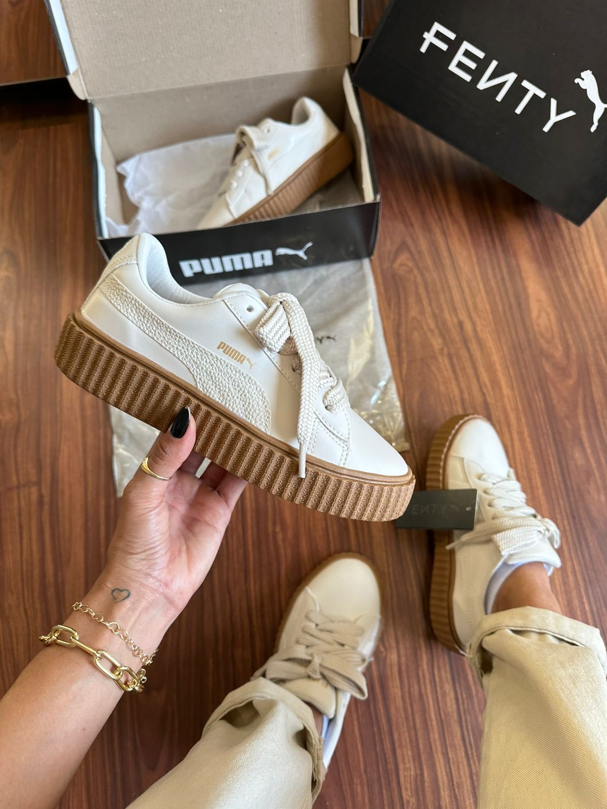 Tênis P. Fenty Off White
