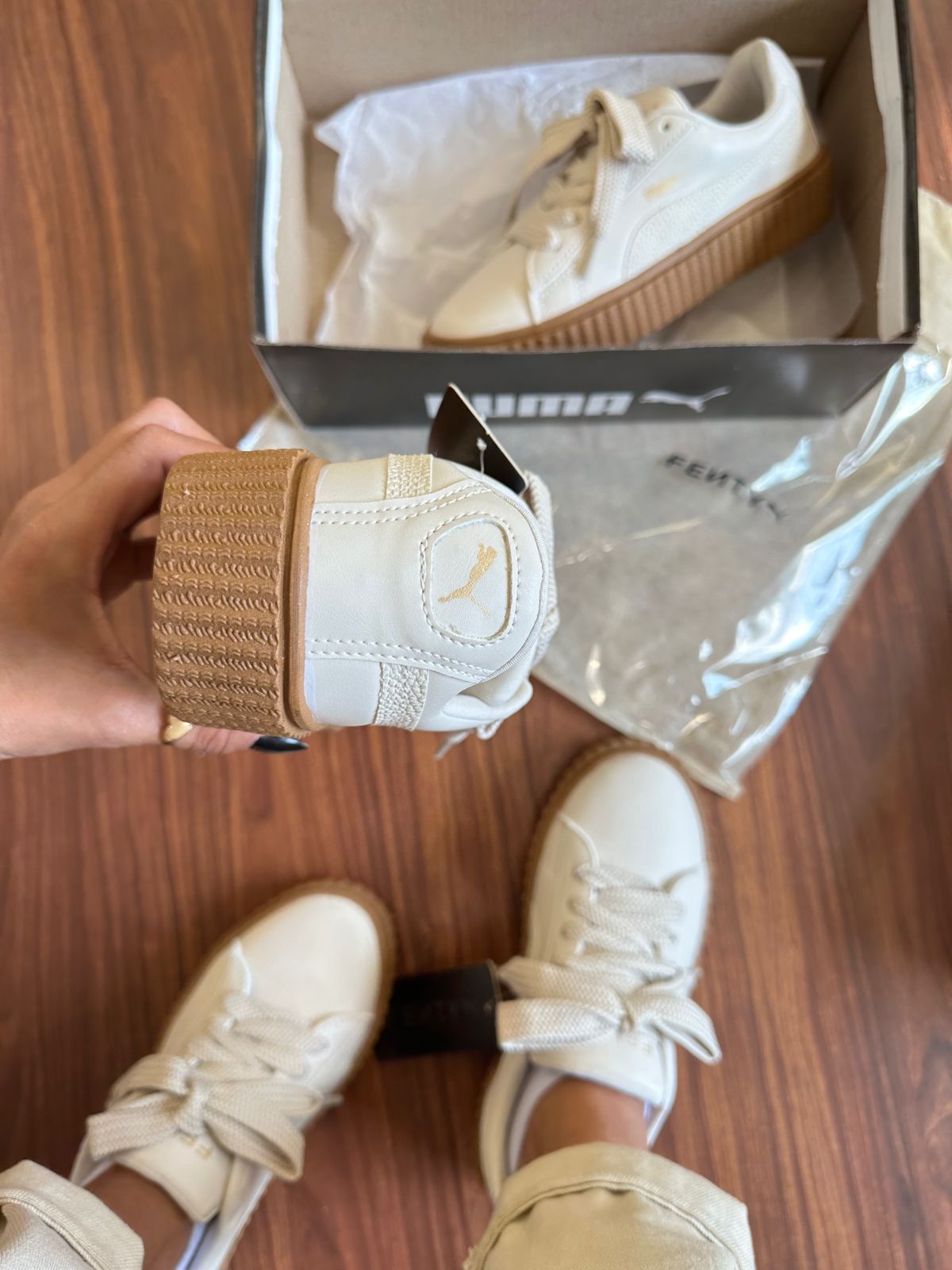 Tênis P. Fenty Off White
