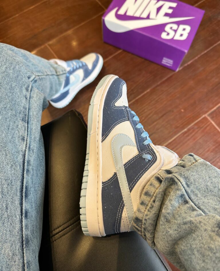 Tênis N. Dunk Azul Glitter