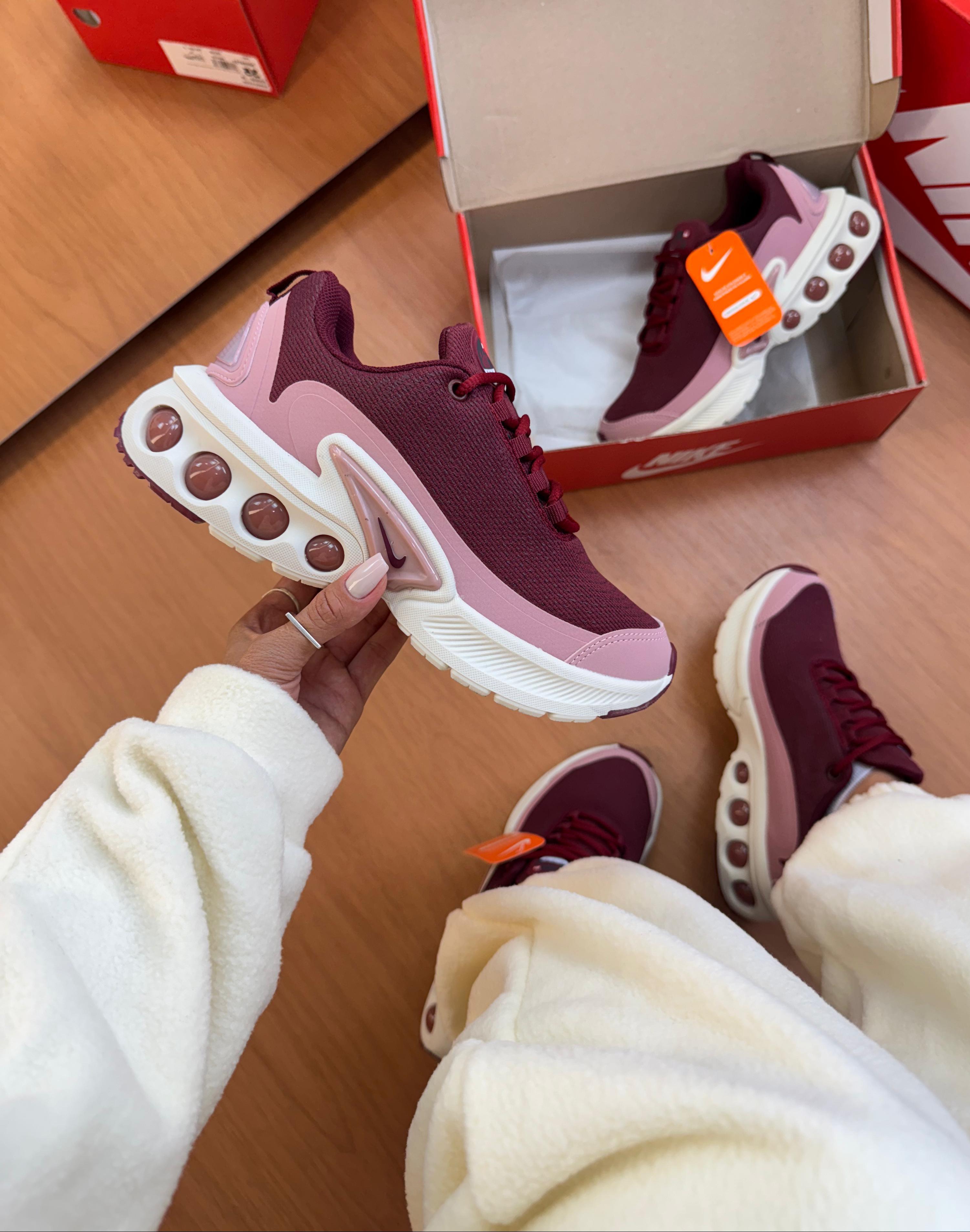 Tênis Air Max DN Marsala
