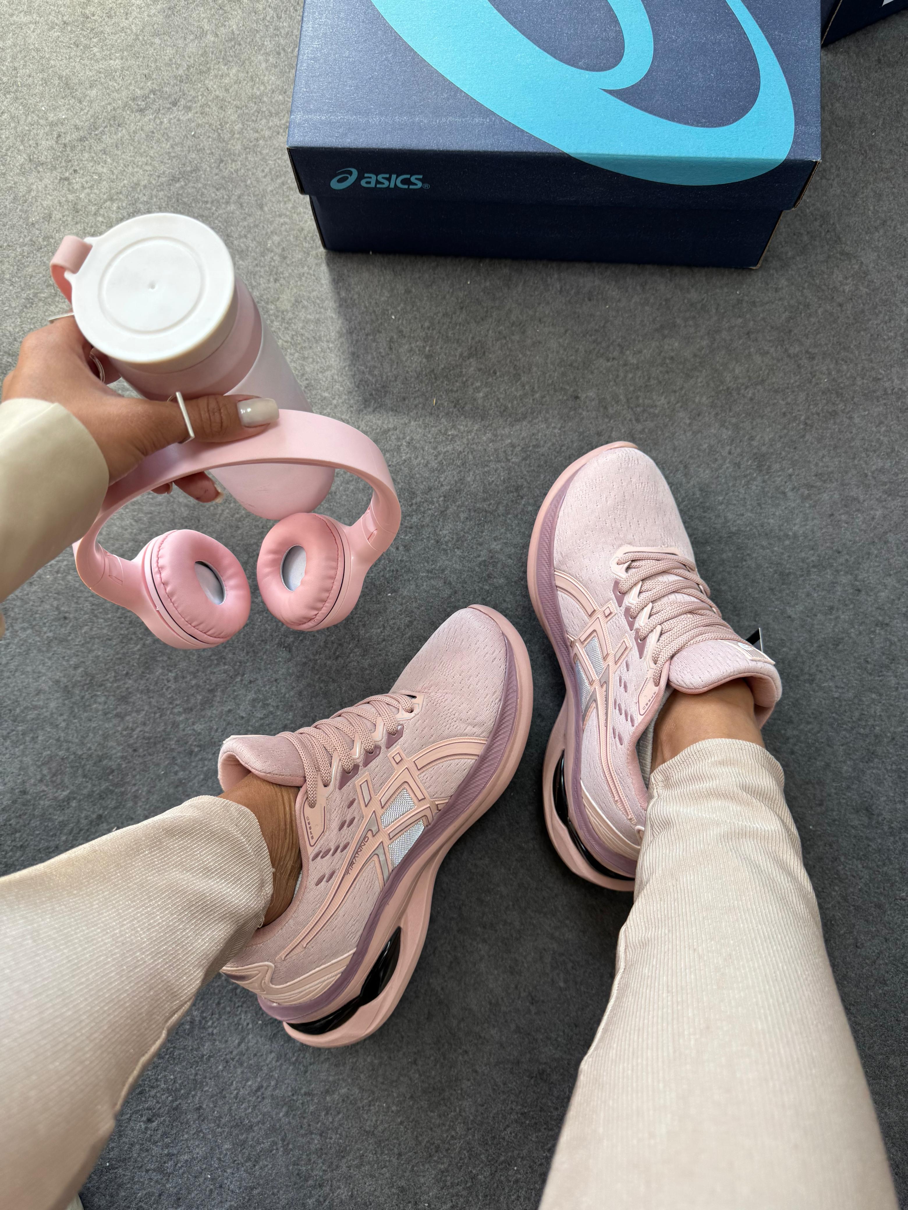 Tênis Asics Tiranno Rosê