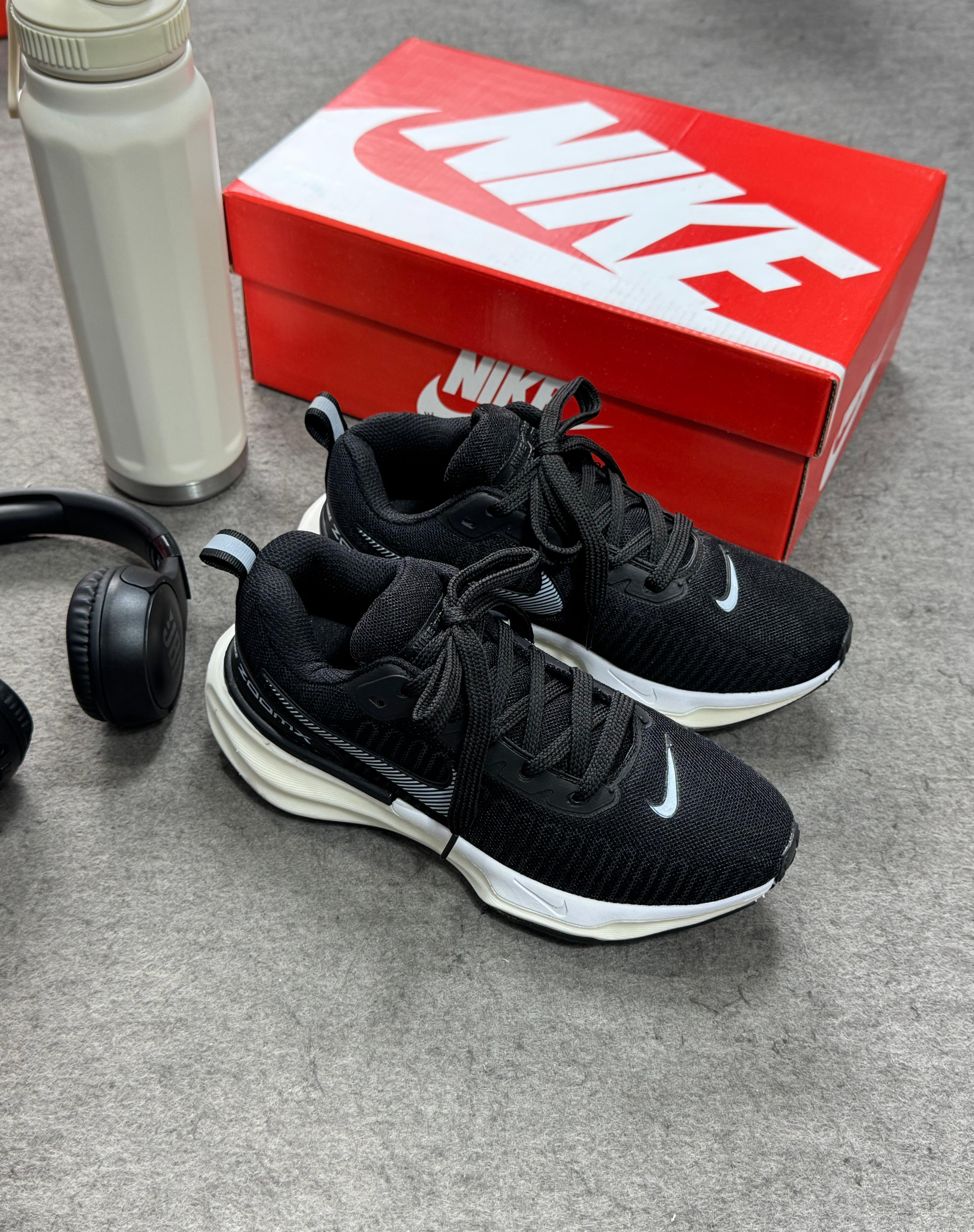 Tênis N. Zoomx Run Preto