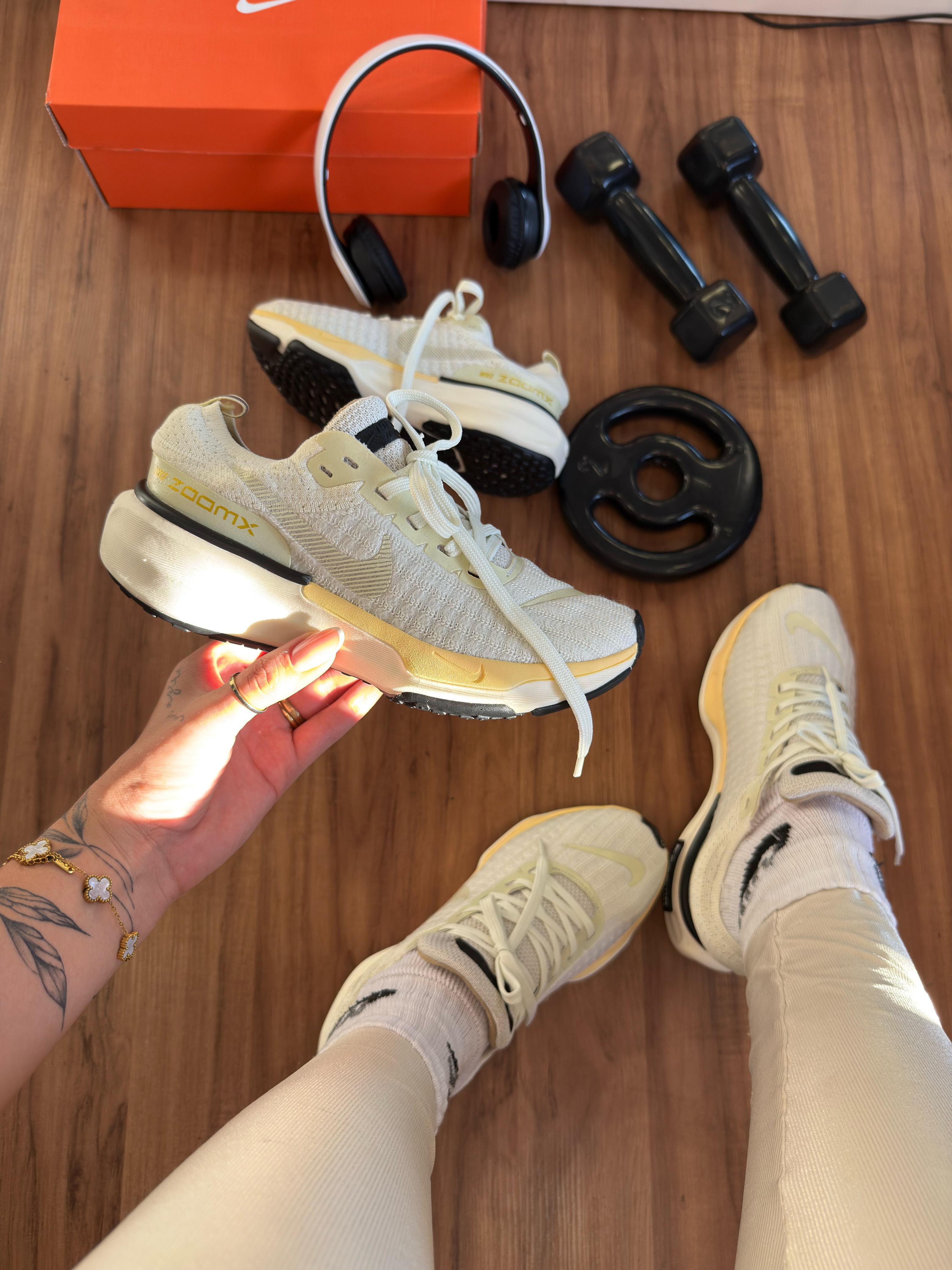 Tênis N. Zoom Run Amarelo