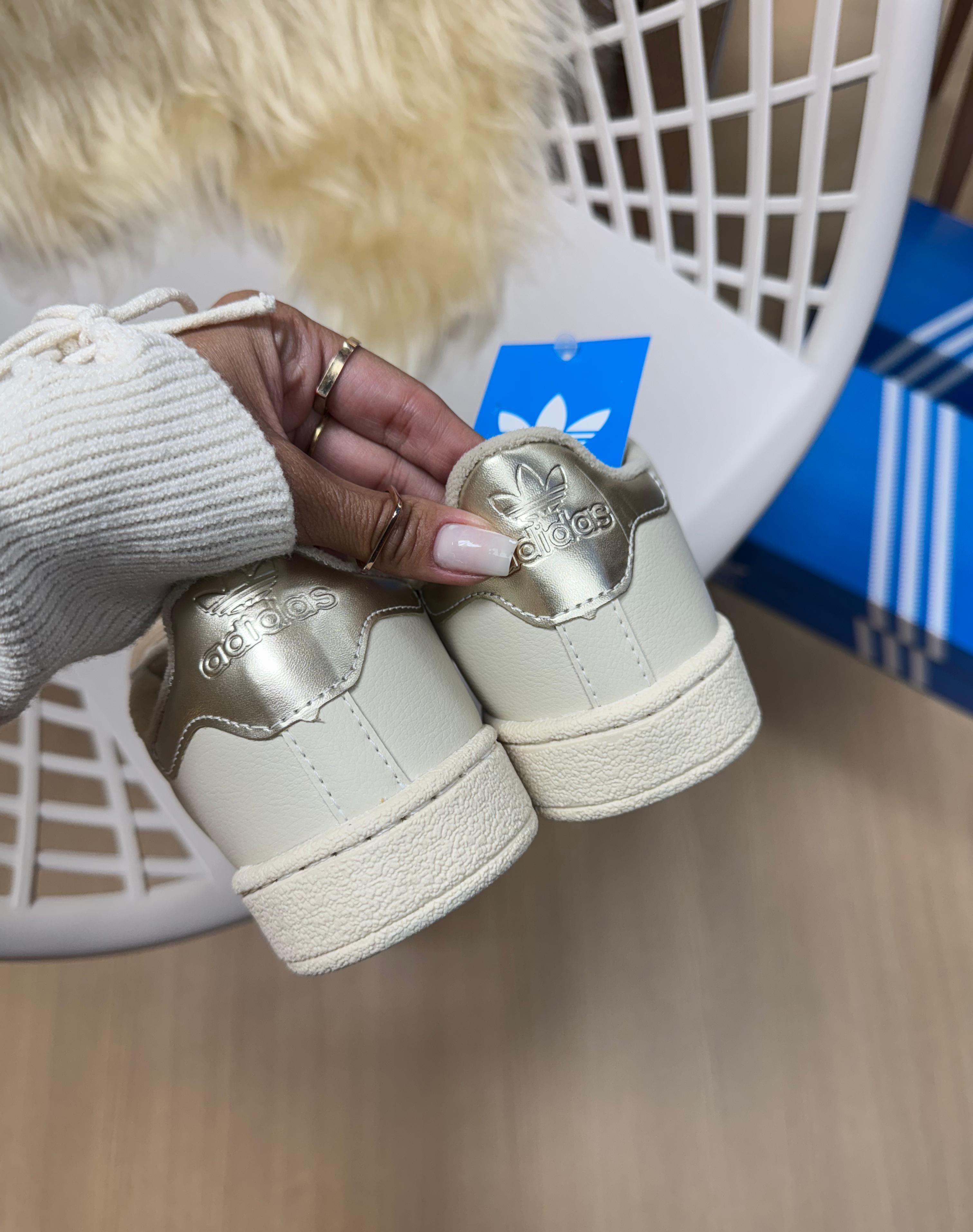 Tênis Ad Super Star Off/ Dourado