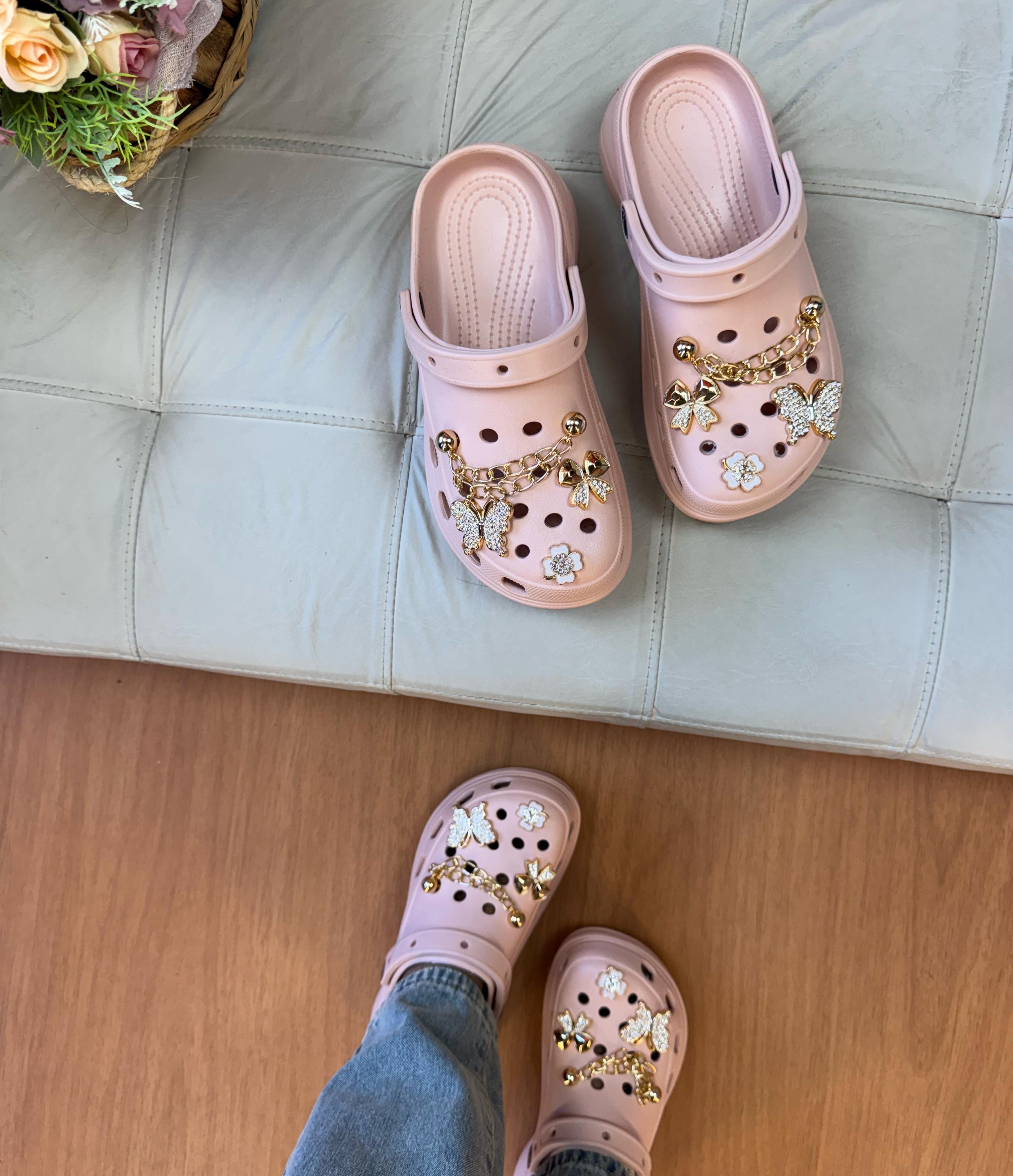 Babuche Bottons Luxo
