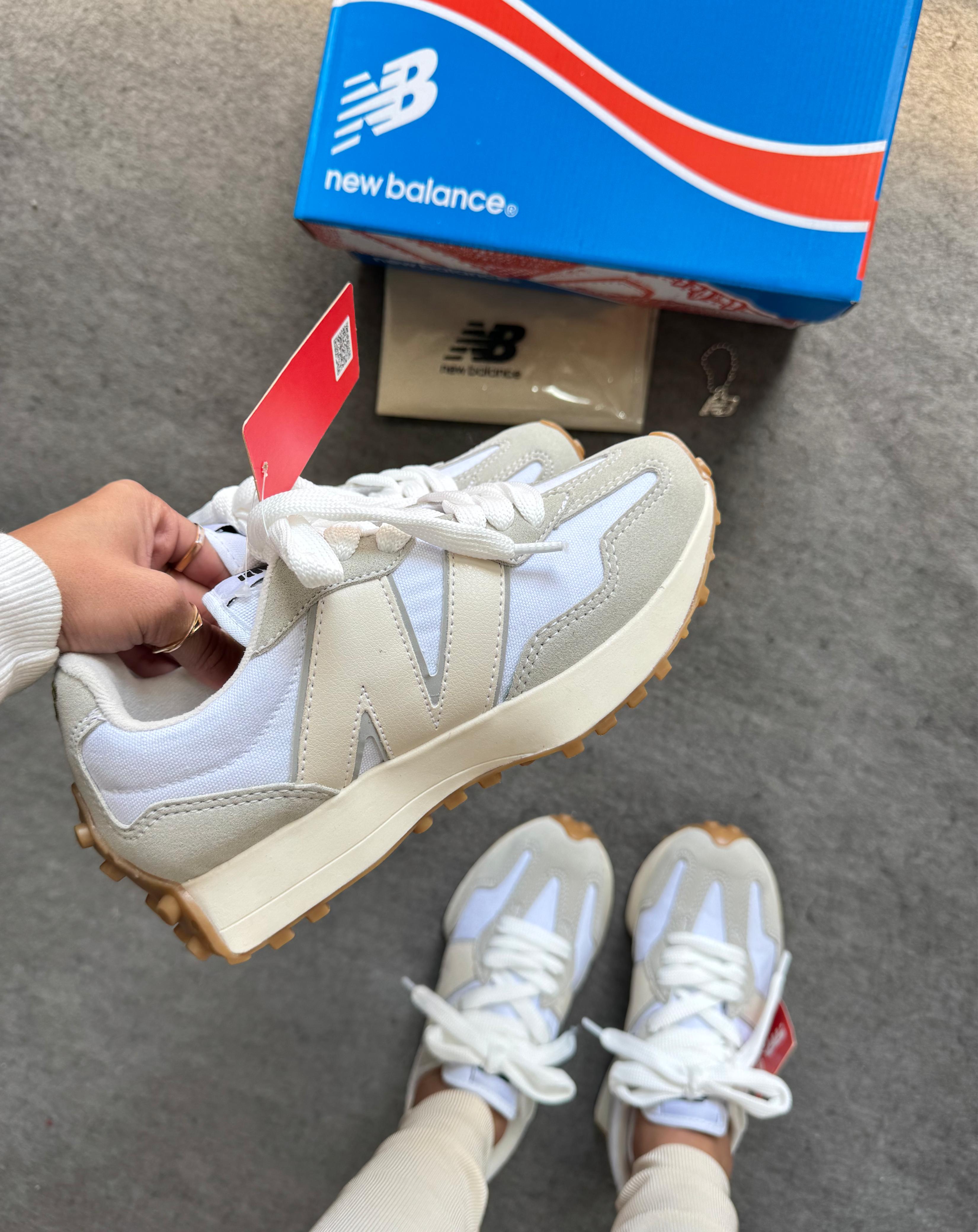 Tênis Balance 327 Branco Bege
