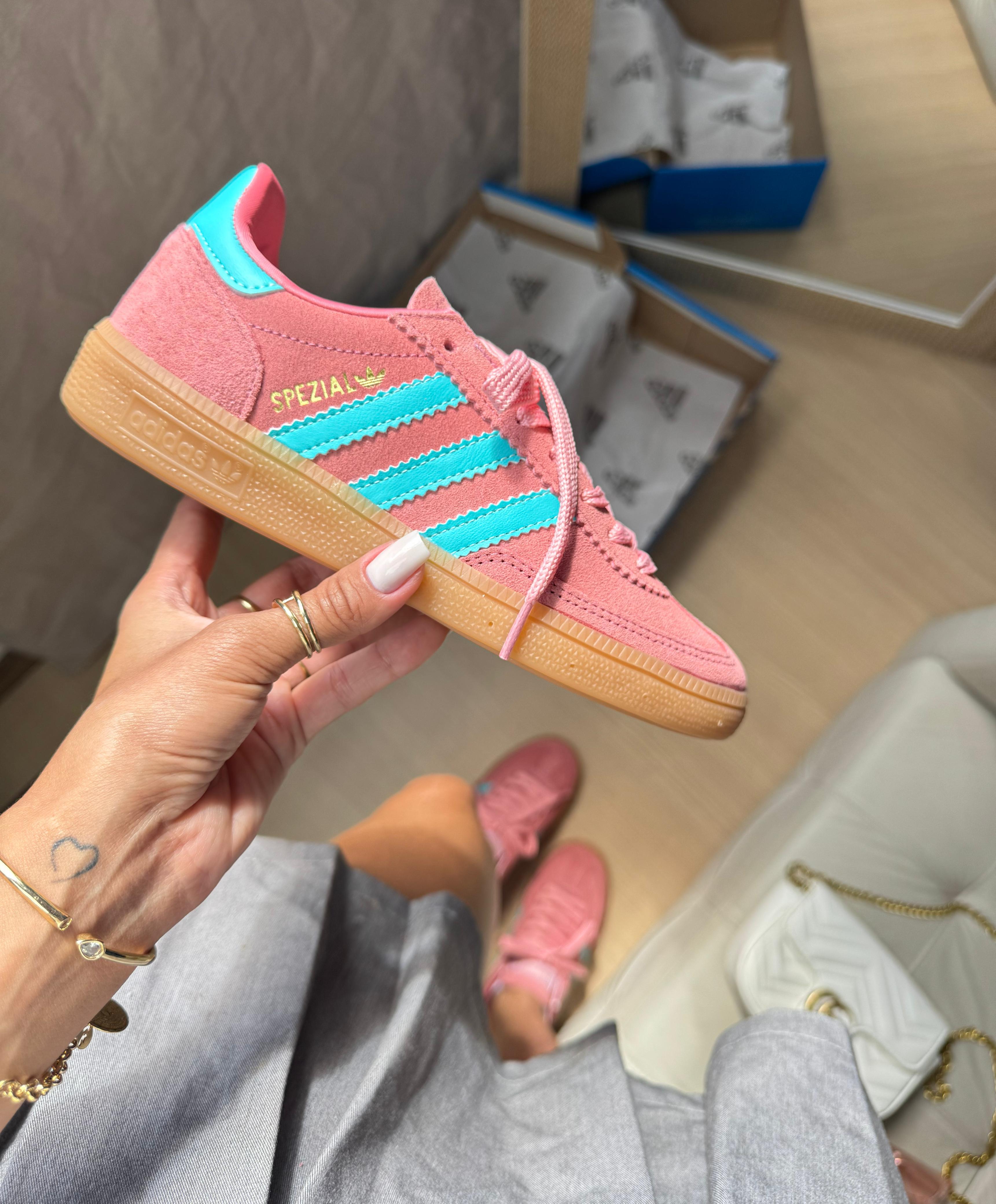 Tênis Ad. Spezial Rosa Azul