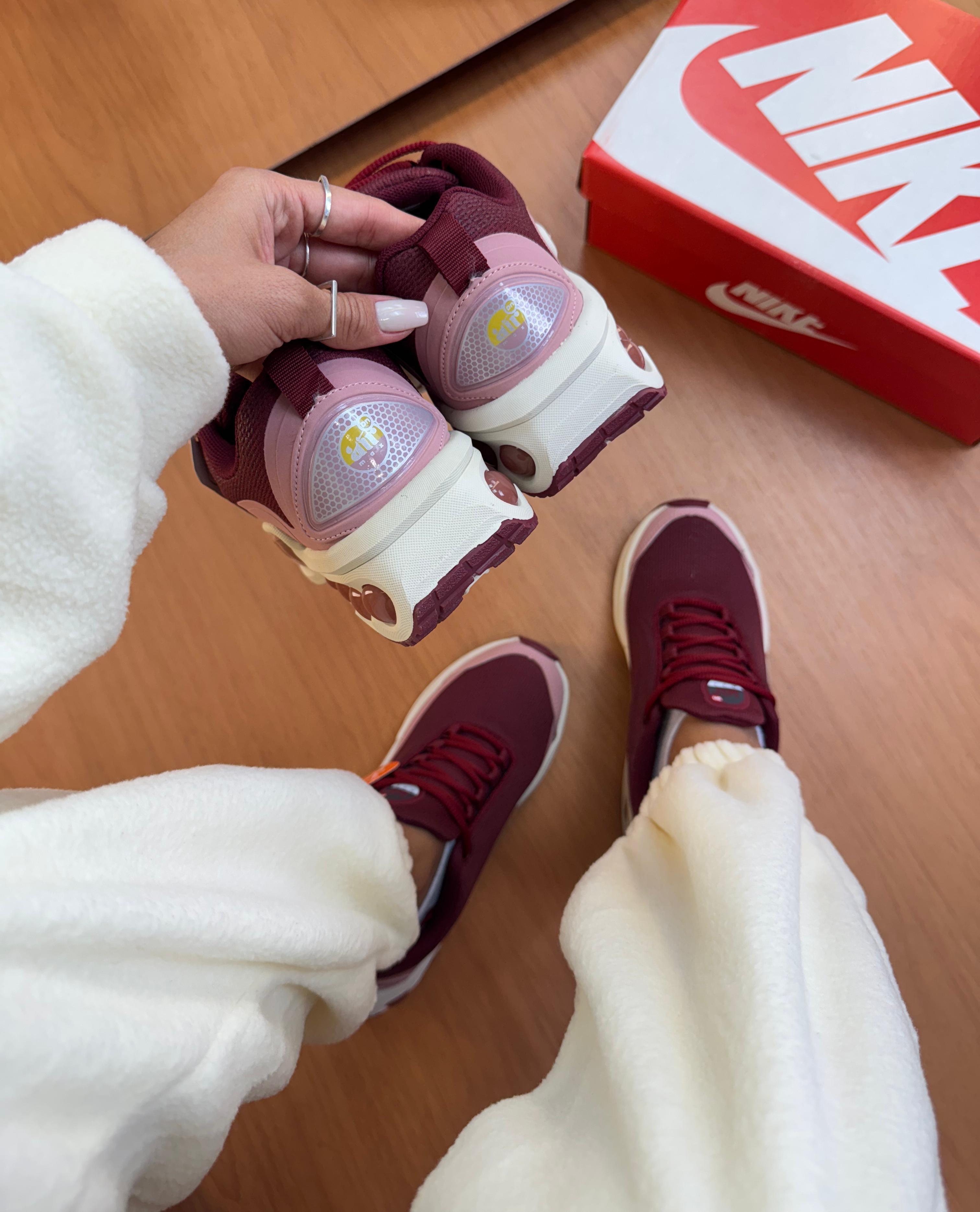 Tênis Air Max DN Marsala