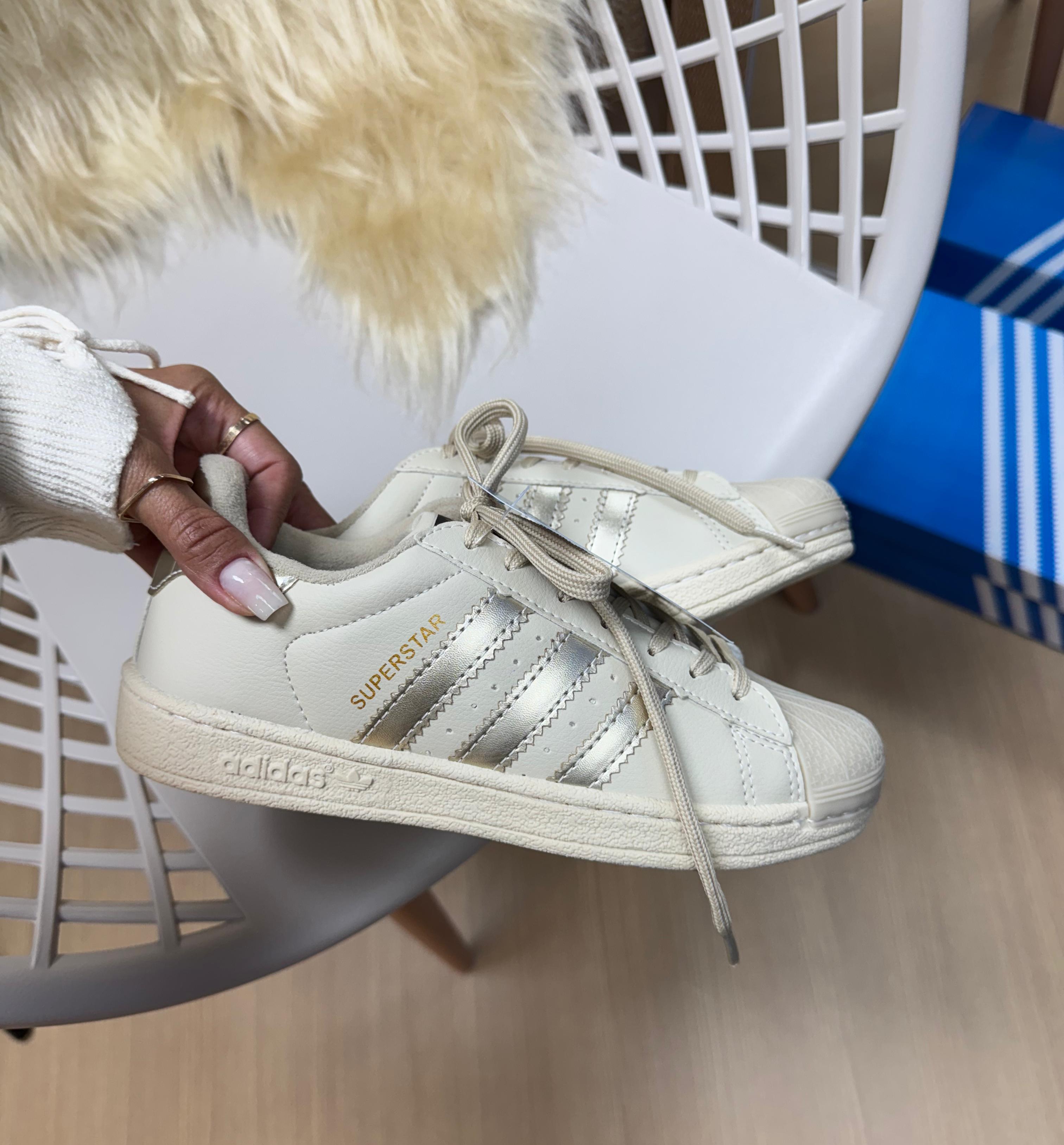 Tênis Ad Super Star Off/ Dourado