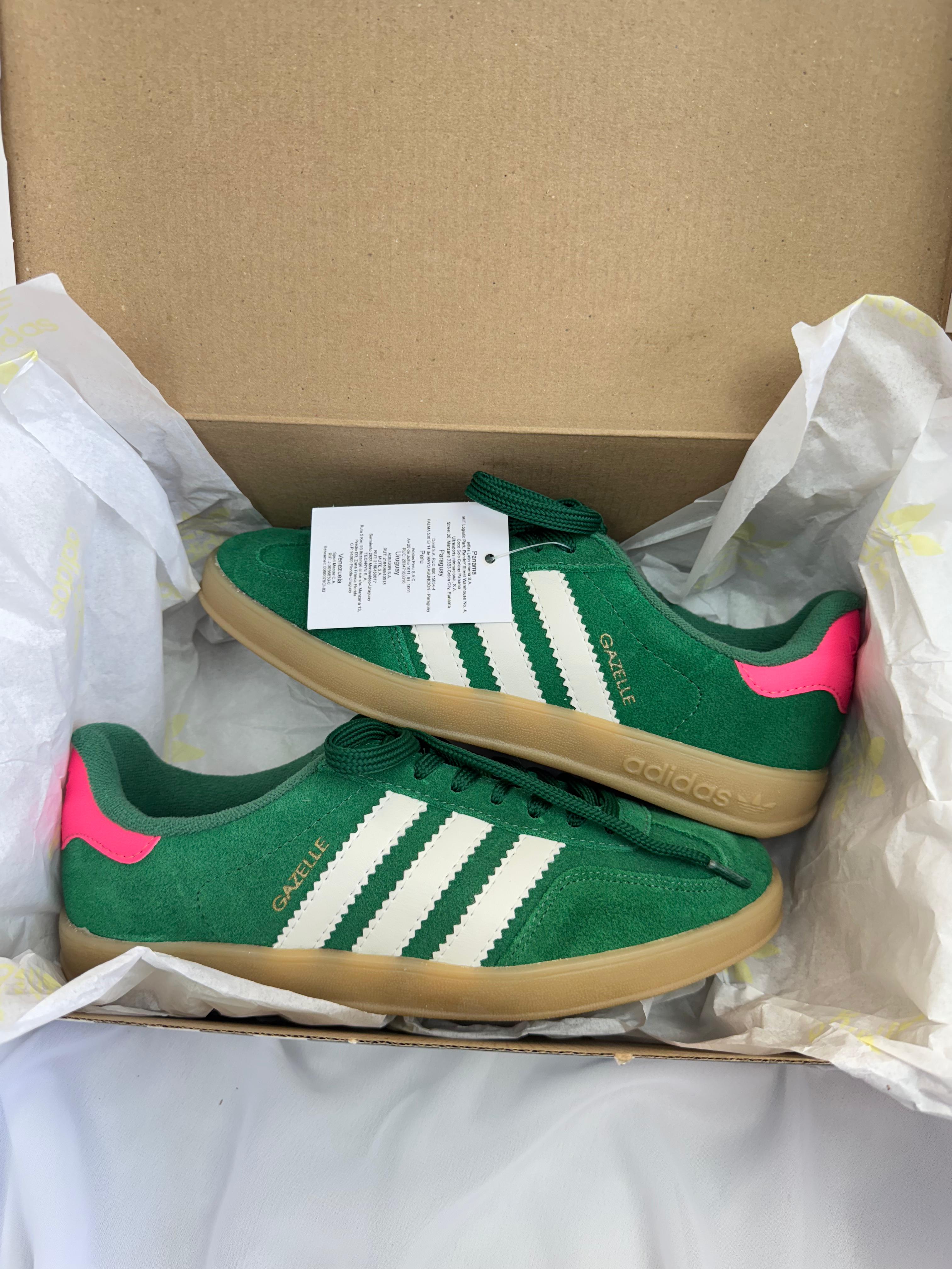Tênis Gazelle Verde Camurça