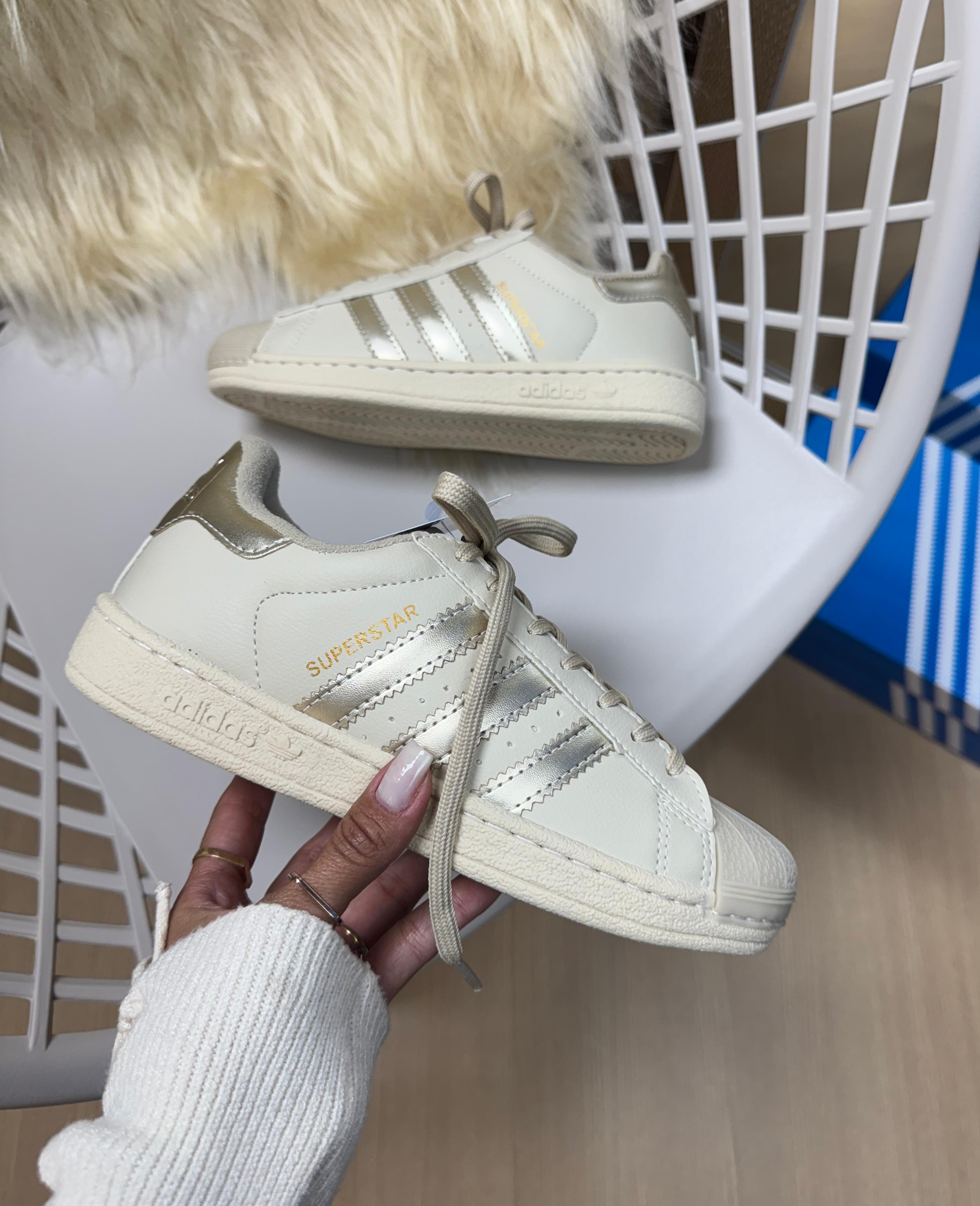 Tênis Ad Super Star Off/ Dourado