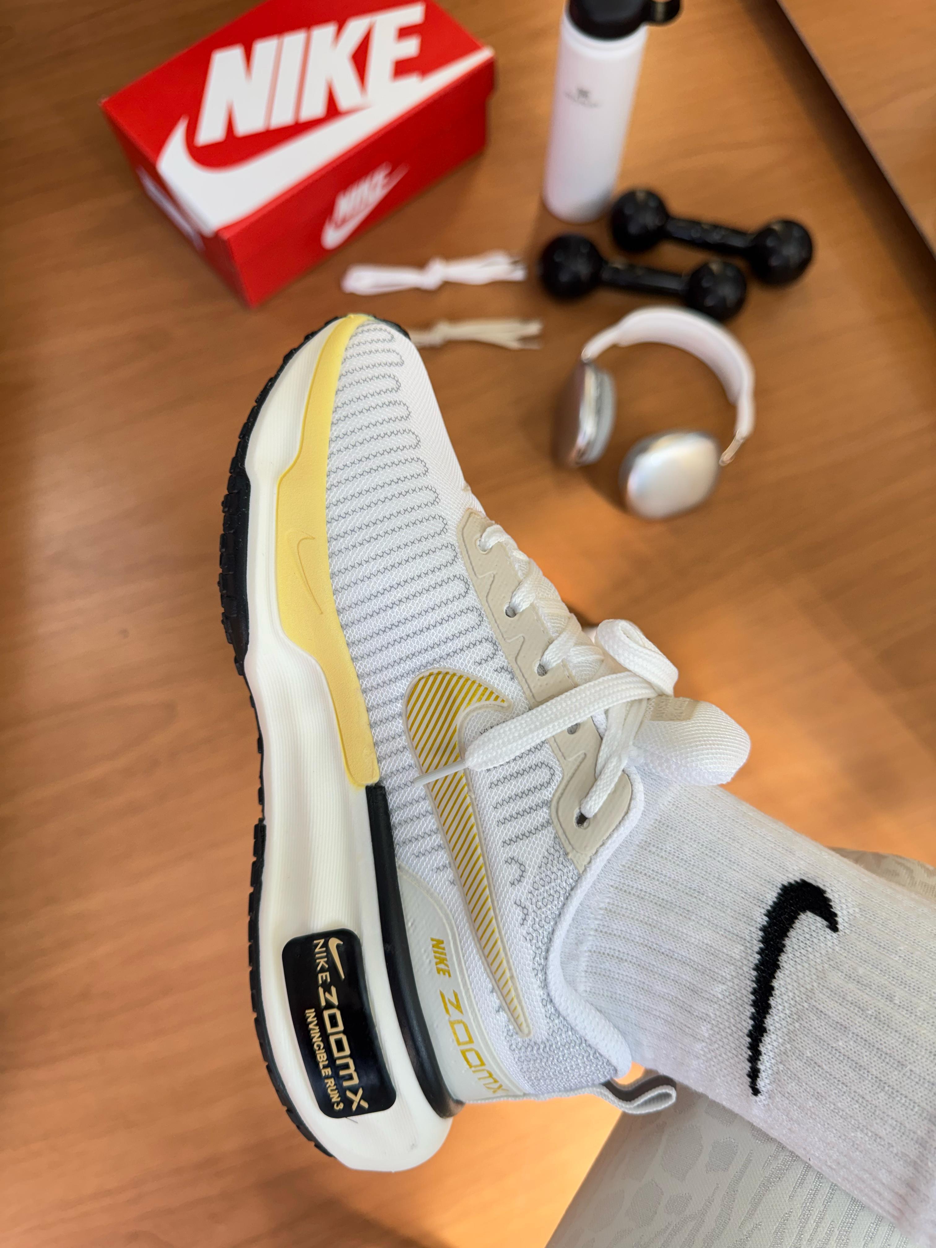 Tênis N. Zoomx Run Amarelo