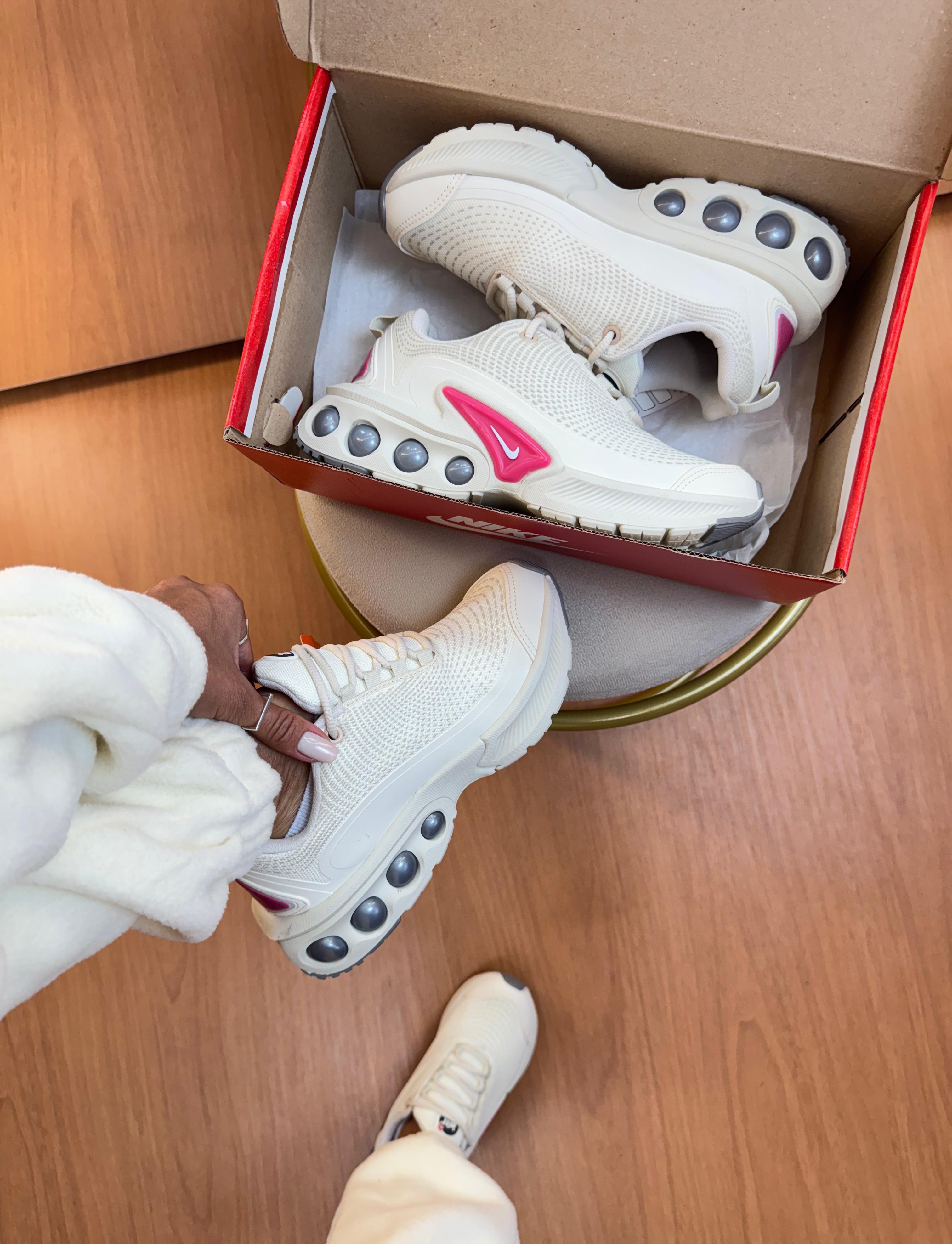 Tênis Air Max DN Off Rosa