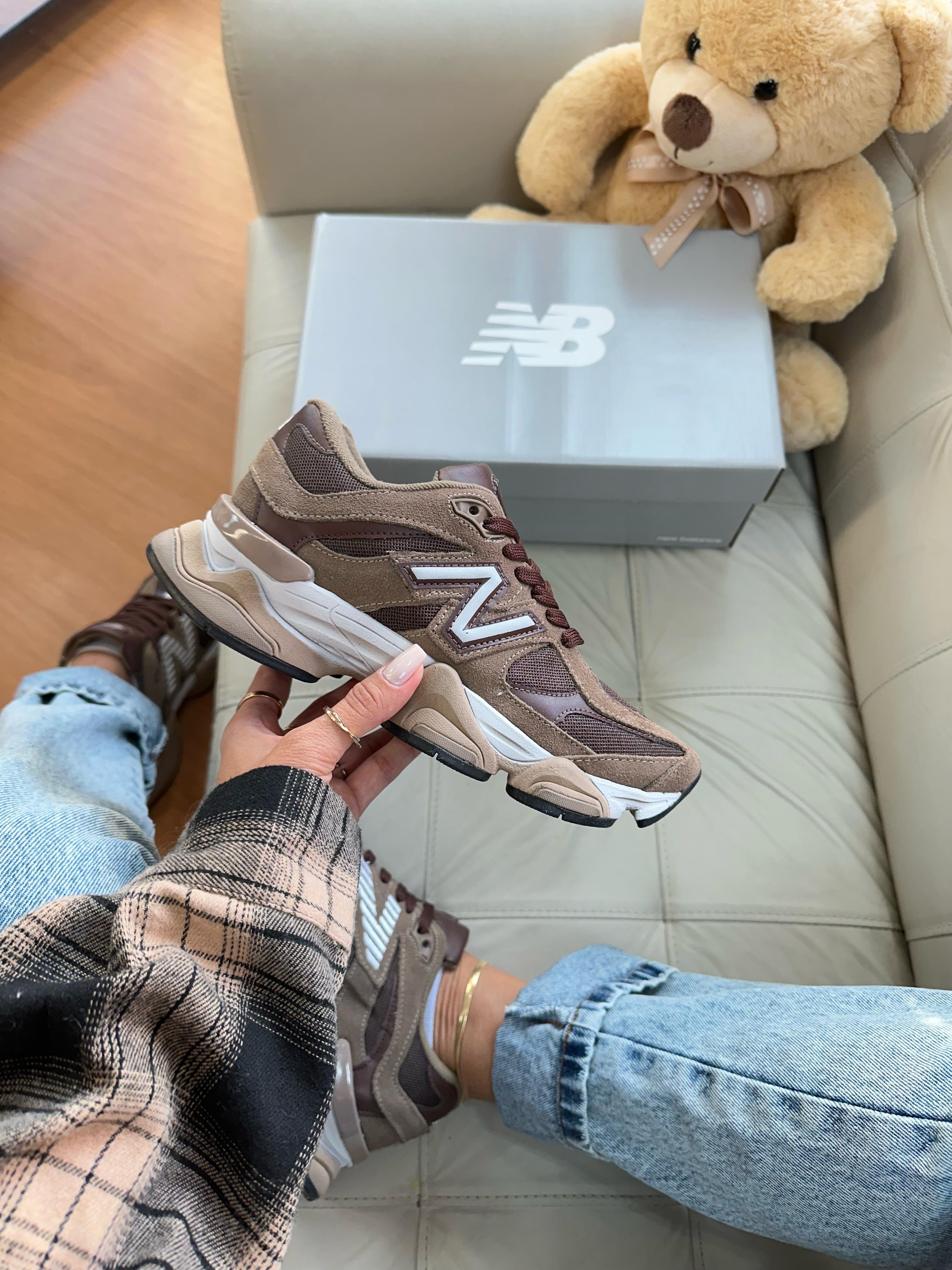 Tênis Balance 9060 Marrom Couro Legítimo