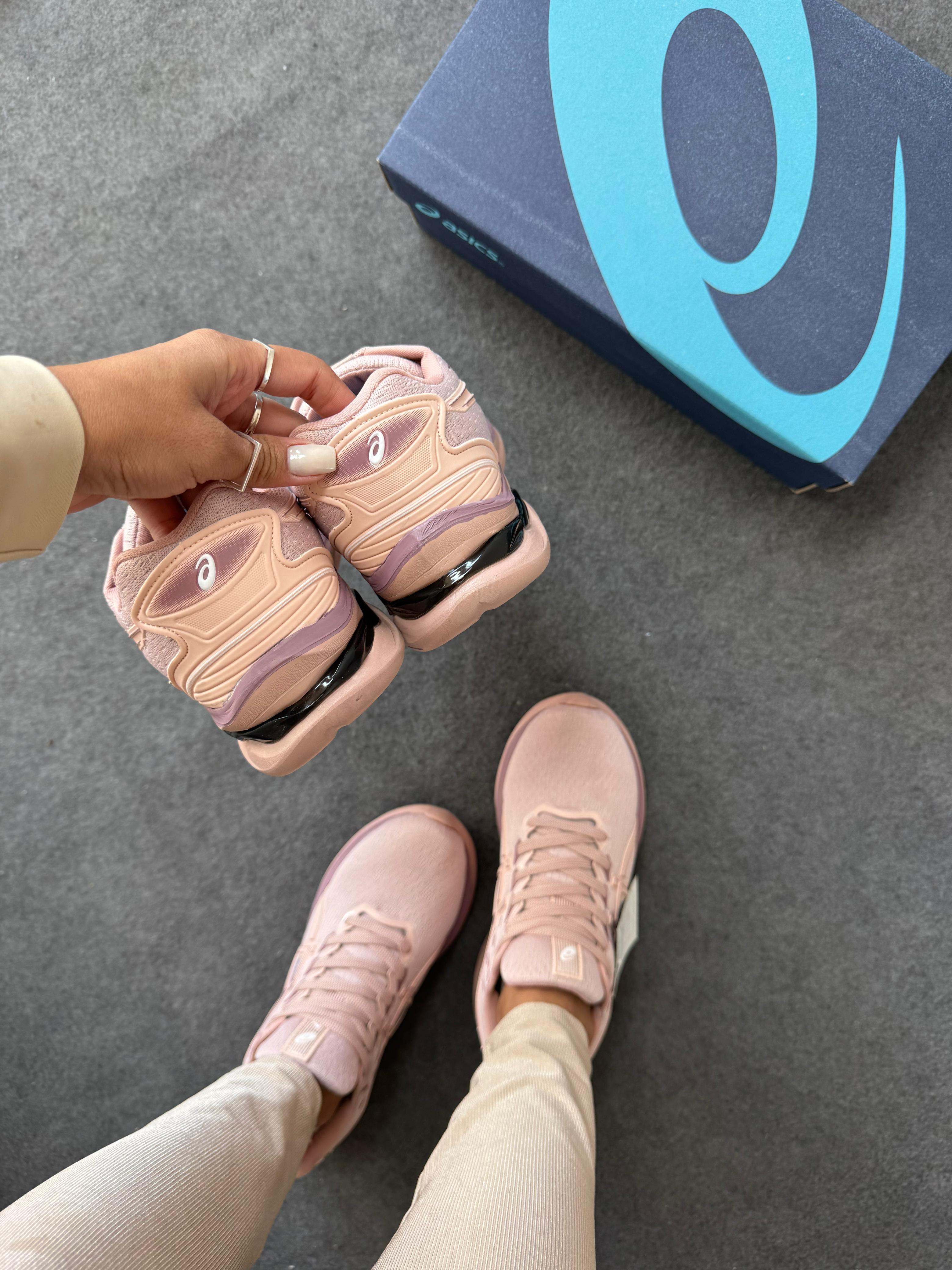 Tênis Asics Tiranno Rosê