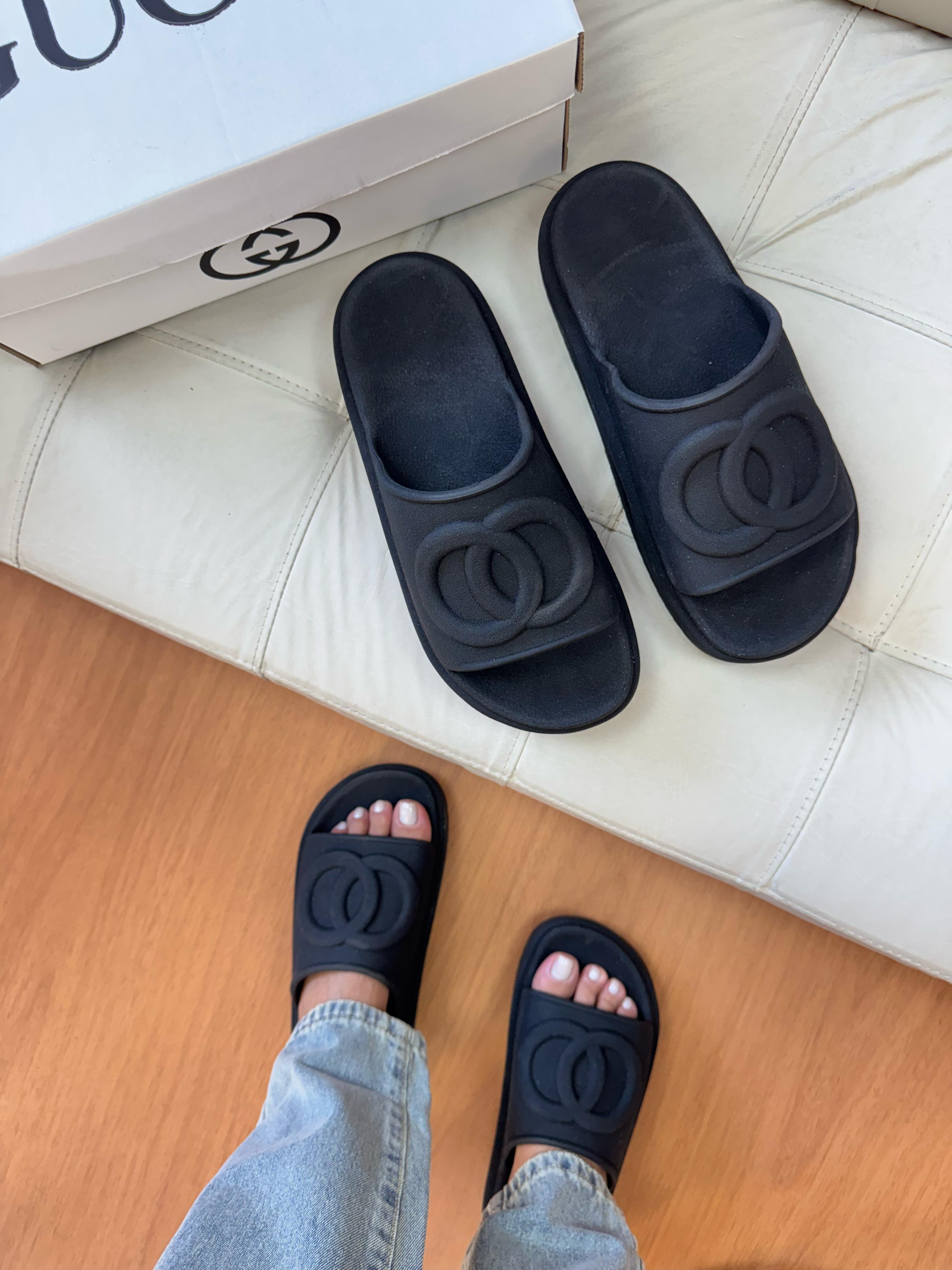 Chinelo Nuvem Insp. Gucci