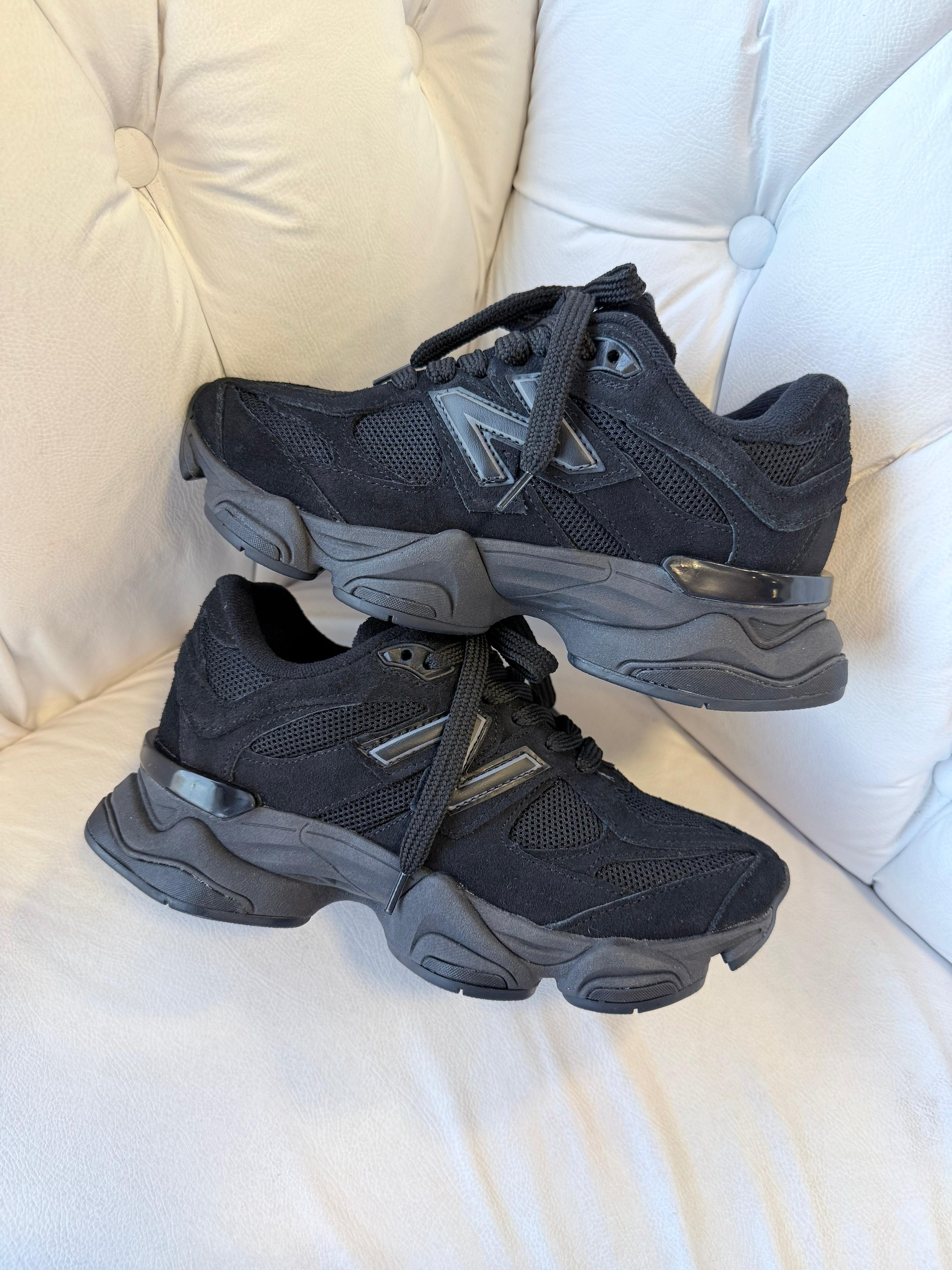Tênis Balance 9060 Preto Couro Legítimo