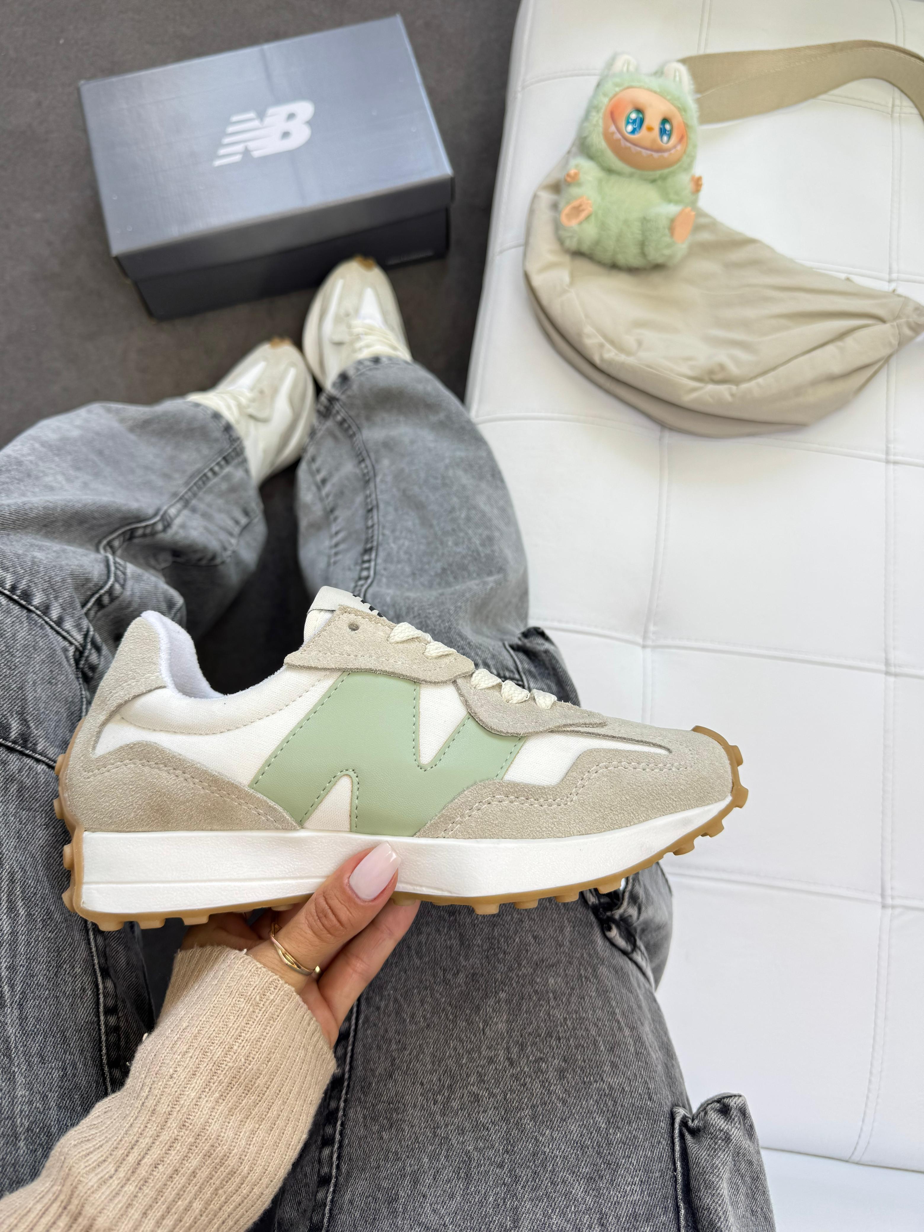 Tênis Balance 327 Menta Couro